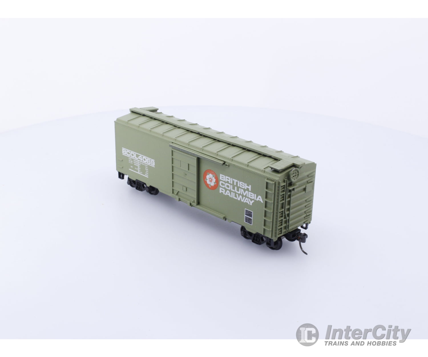 Roundhouse 1064 HO 40’ Box Car Kit BC Rail (BCOL) 4069 Freight Cars