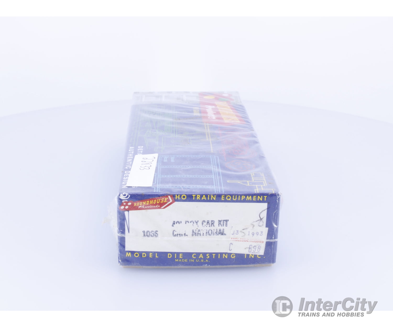 Roundhouse 1066 HO 40’ Boxcar Kit Canadian National (CN) 424077 Freight Cars