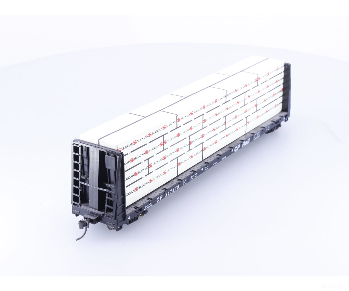 Roundhouse 13001 HO 60’ Bulkhead Flat Car with Wood Load Canadian Pacific (CP) 317419 - Freight Cars