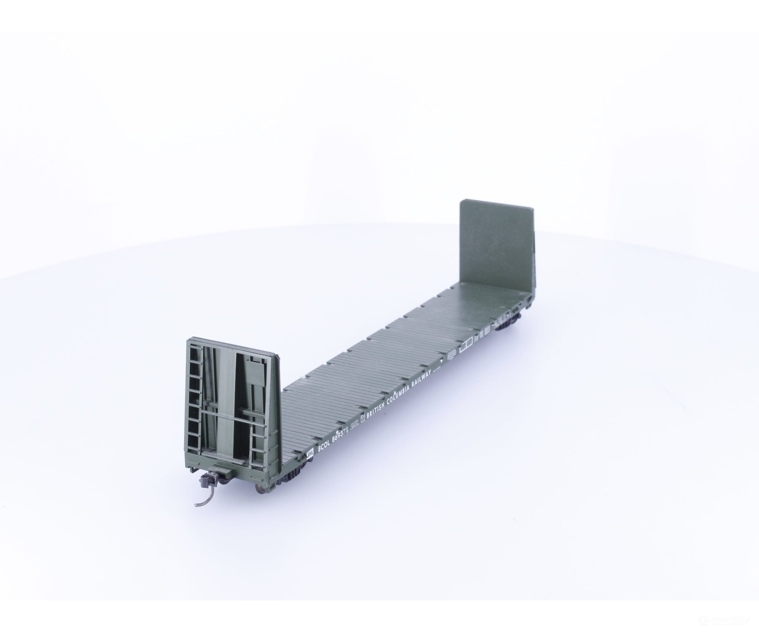 Roundhouse 1314 HO 60β Bulkhead Flat Car #2 BC Rail (BCOL) 869378 - Freight Cars