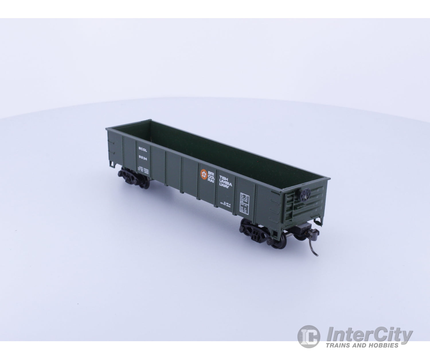 Roundhouse 1356 HO 40’ Gondola BC Rail (BCOL) 9234 Freight Cars