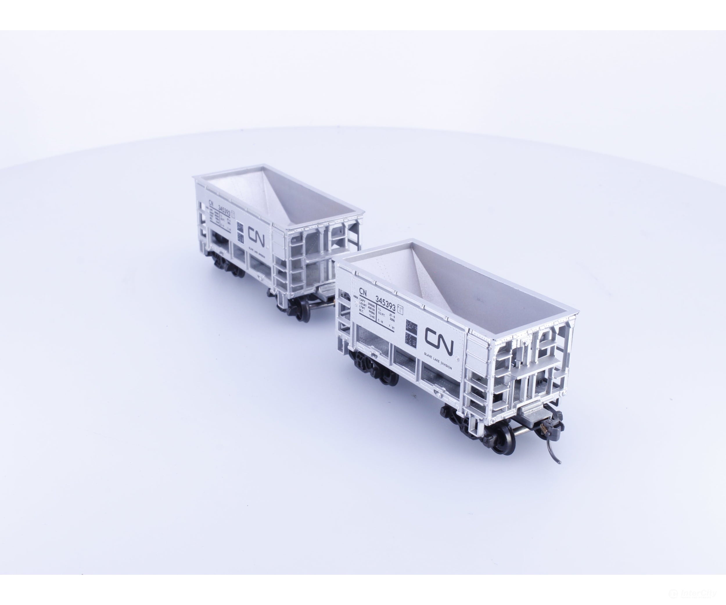Roundhouse 1407 HO 2x 26’ Ore Cars Canadian National (CN) 345393 - Freight Cars