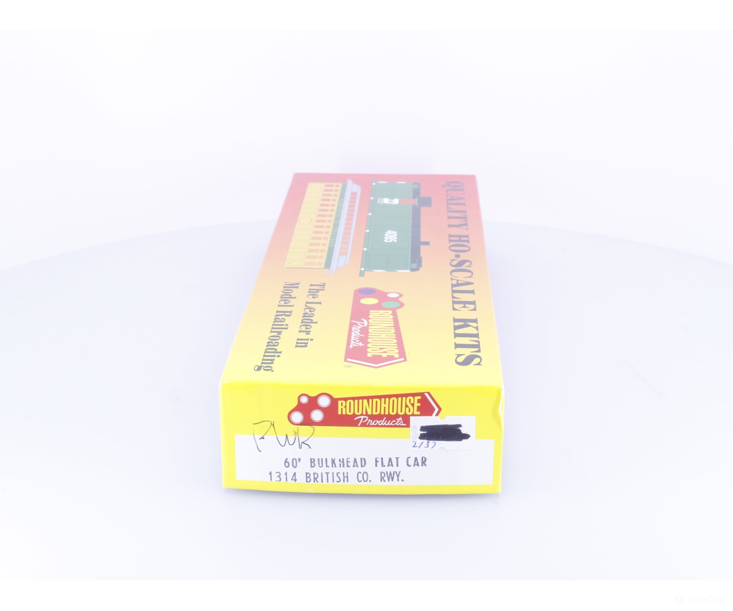 Roundhouse 1409 HO 60’ Bulkhead Flat Car Undecorated 1409 - Freight Cars