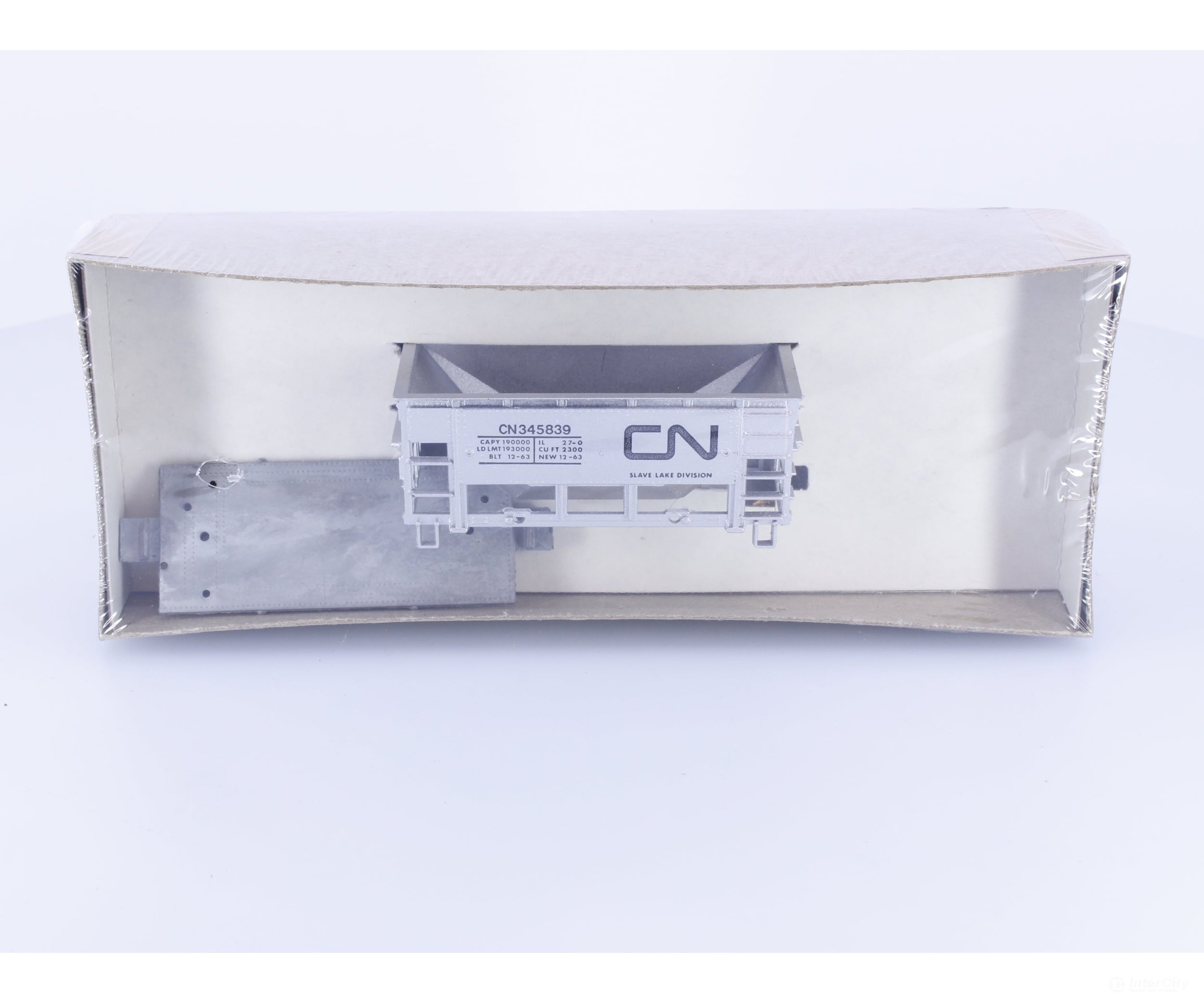 Roundhouse 1417 HO Ore Car Kit #2 Canadian National (CN) 345839 - Freight Cars