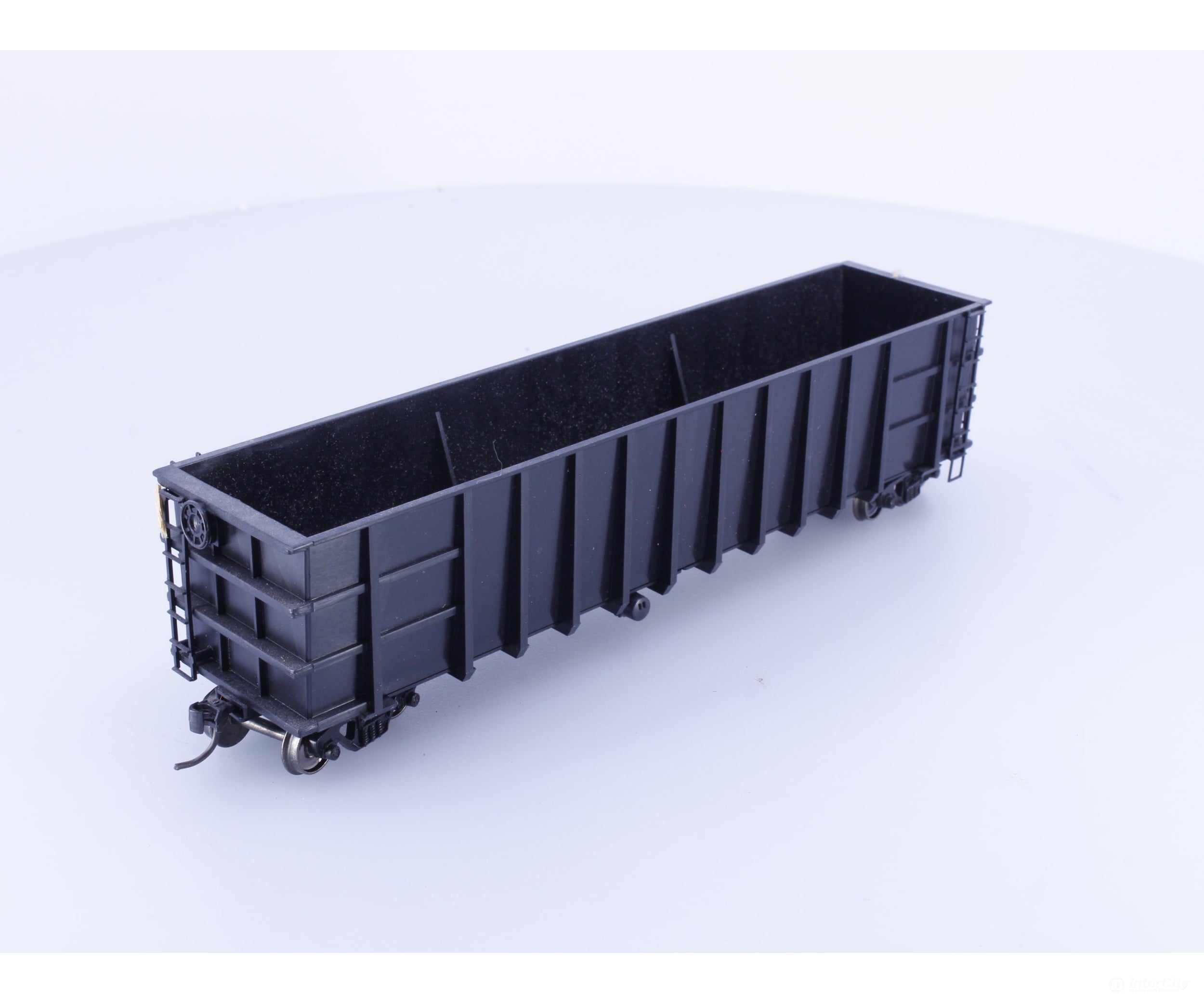 Roundhouse 1640 HO 50’ Thrall Gondola Undecorated - Freight Cars