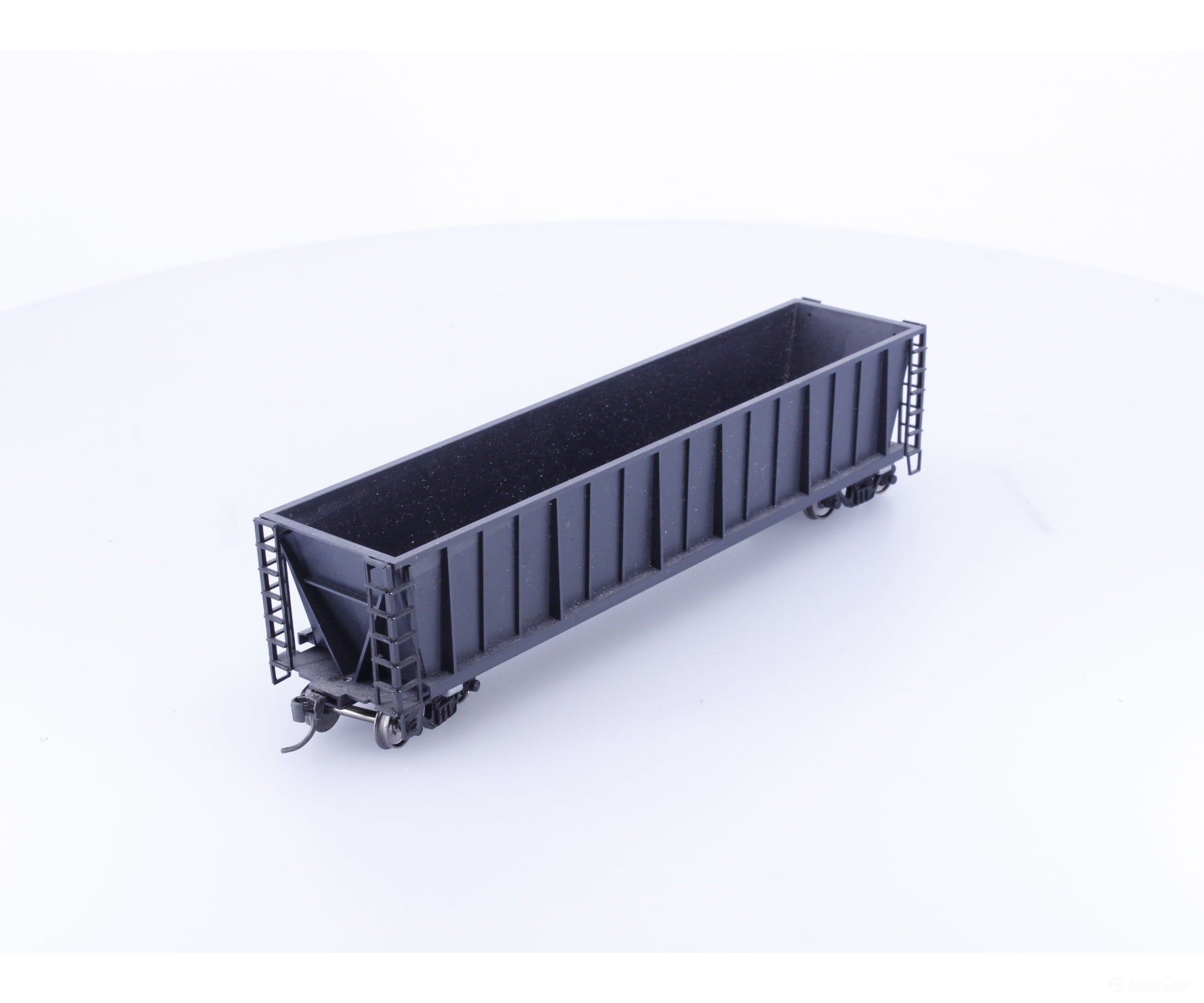 Roundhouse 1660 HO 50’ Bathtub Gondola #103 Undecorated - Freight Cars