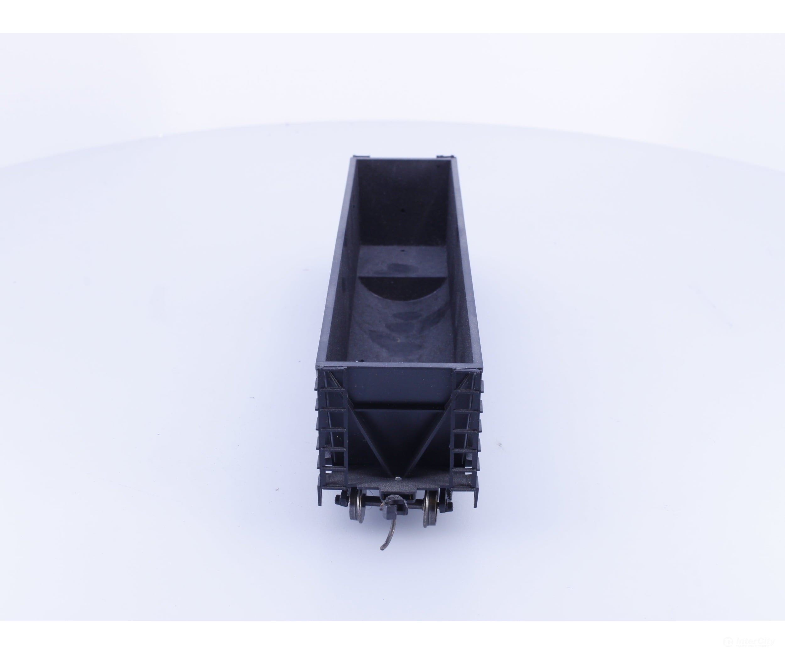 Roundhouse 1660 HO 50’ Bathtub Gondola #13 Undecorated - Freight Cars
