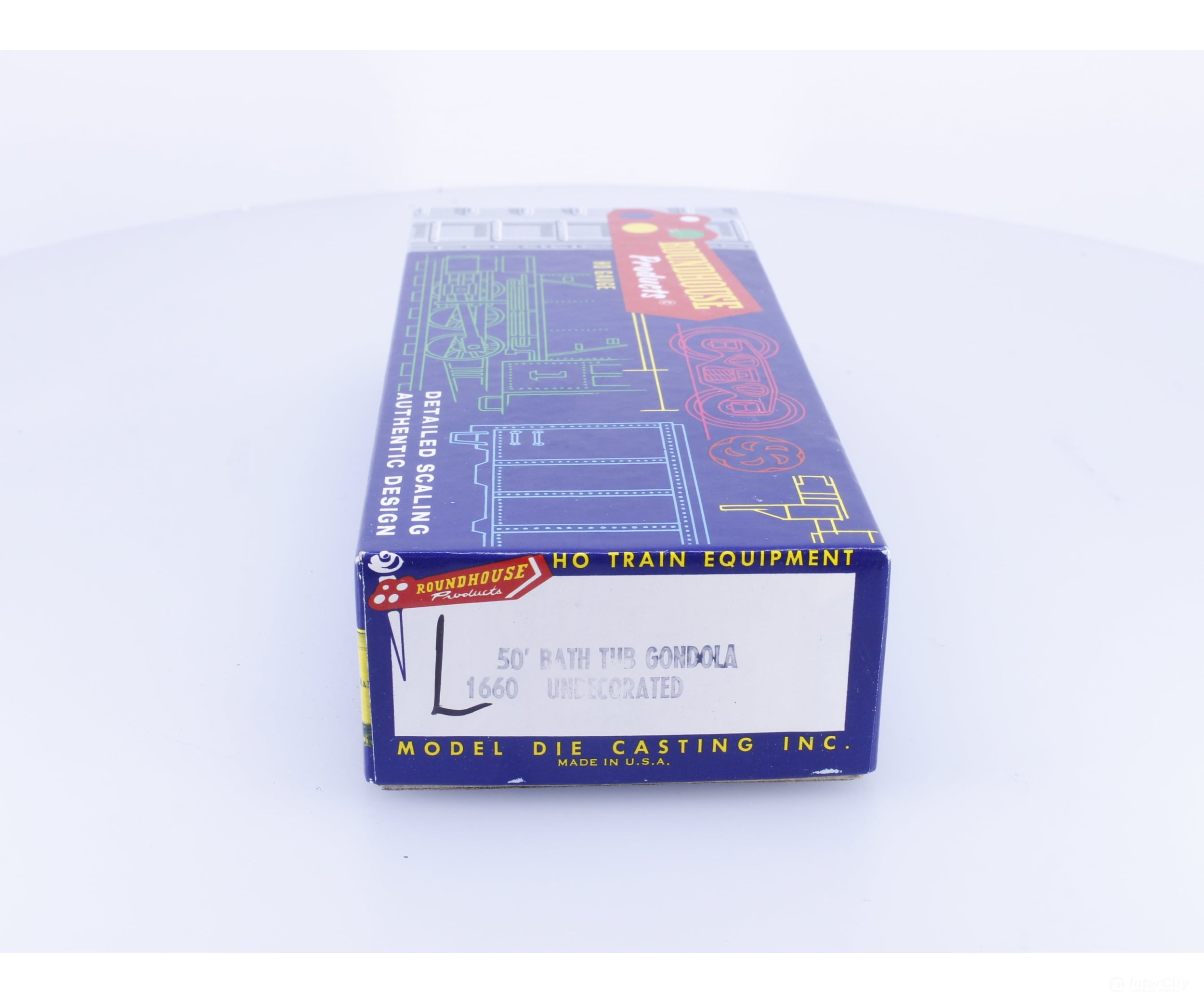 Roundhouse 1660 HO 50’ Bathtub Gondola #18 Undecorated - Freight Cars