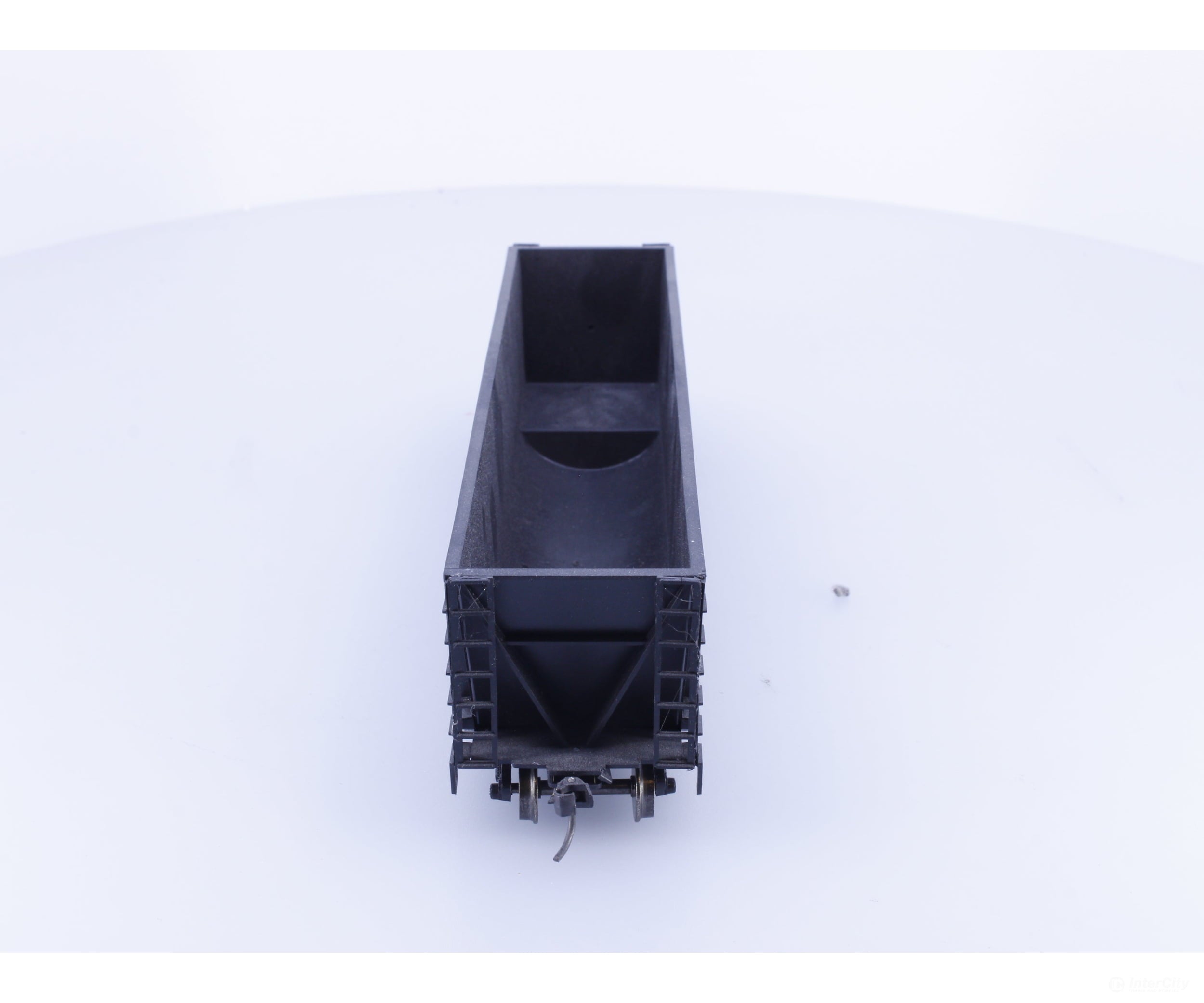 Roundhouse 1660 HO 50’ Bathtub Gondola #2 Undecorated - Freight Cars