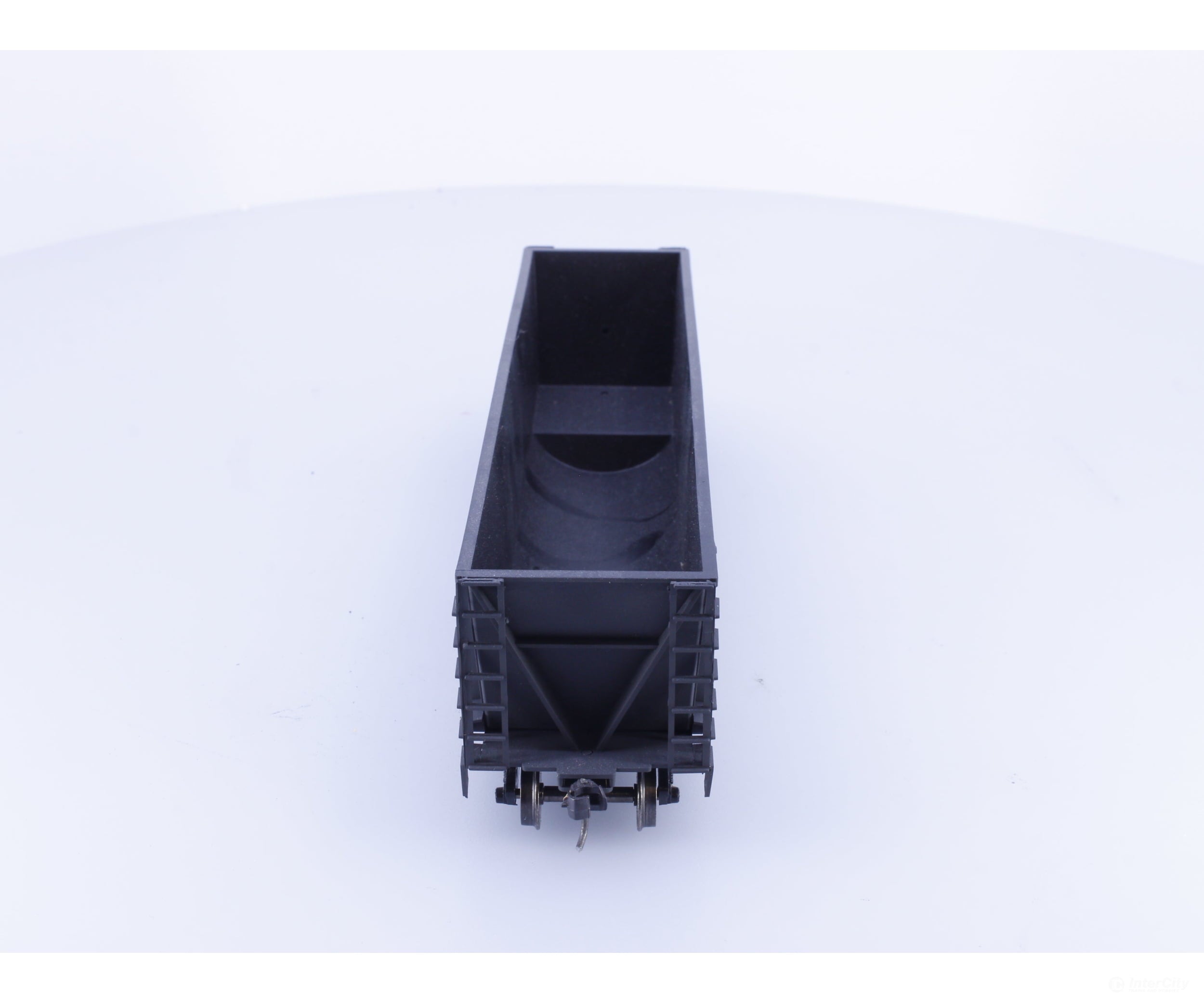 Roundhouse 1660 HO 50’ Bathtub Gondola #20 Undecorated - Freight Cars