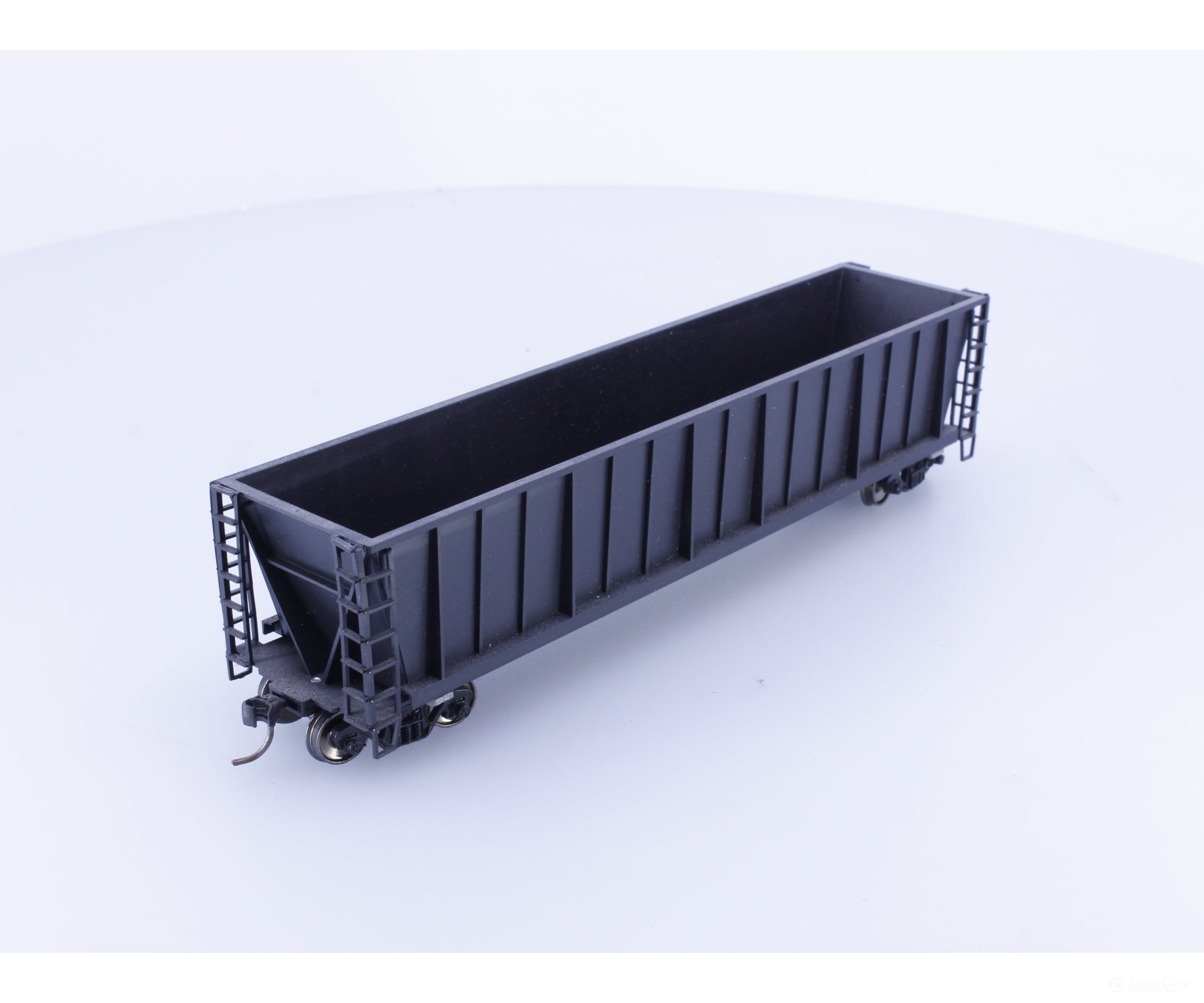 Roundhouse 1660 HO 50’ Bathtub Gondola #22 Undecorated - Freight Cars