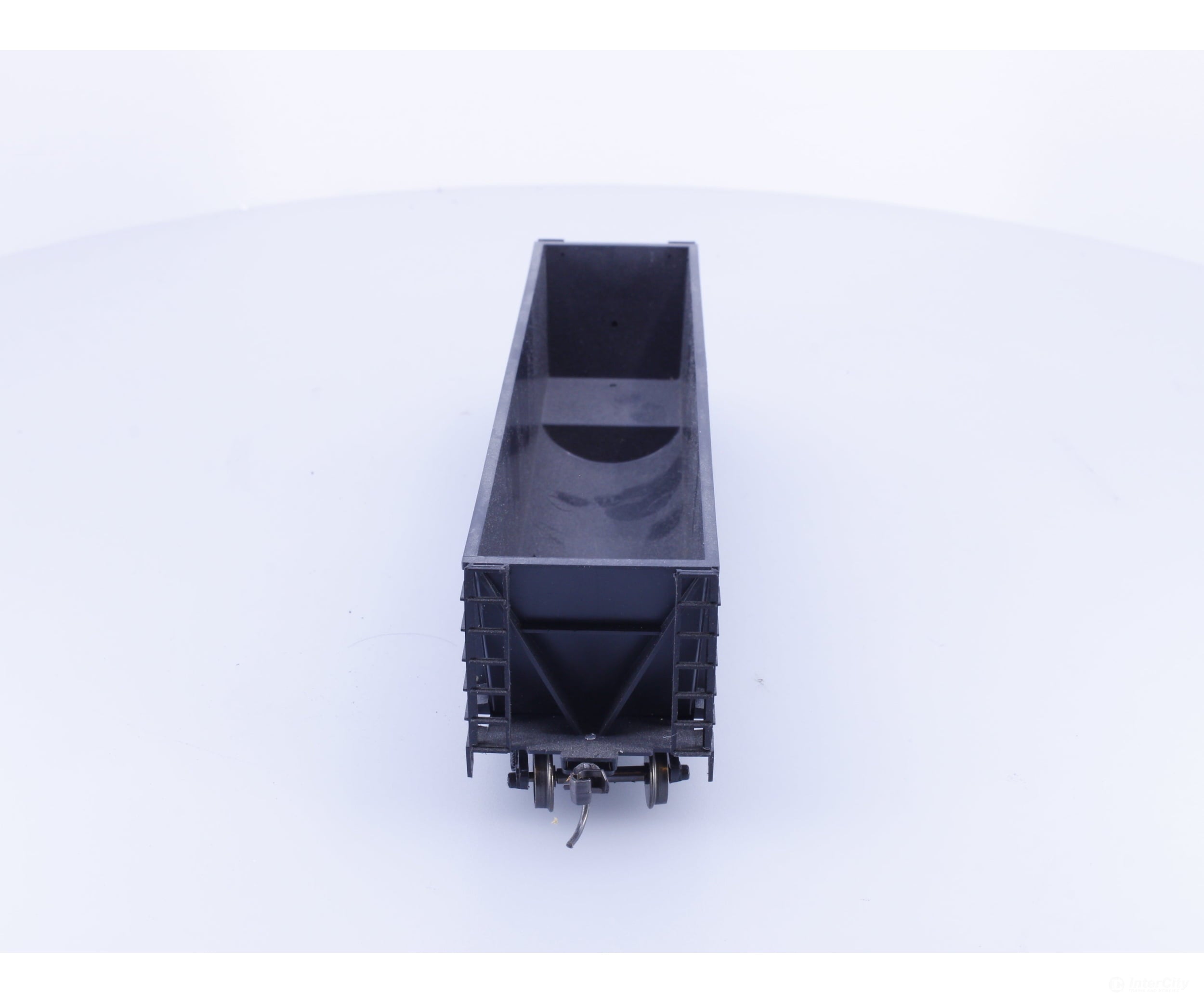 Roundhouse 1660 HO 50’ Bathtub Gondola #25 Undecorated - Freight Cars