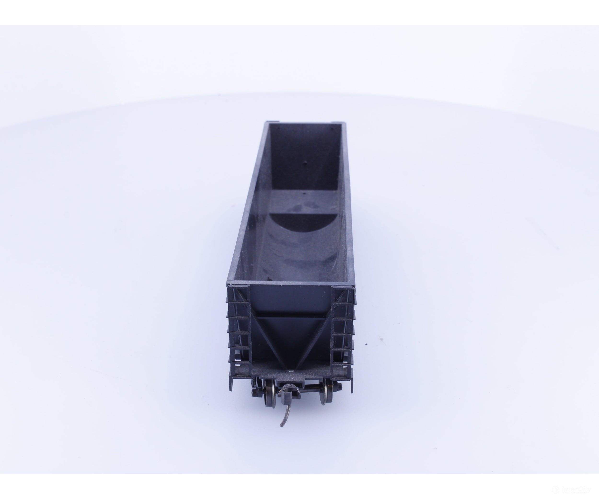 Roundhouse 1660 HO 50’ Bathtub Gondola #26 Undecorated - Freight Cars