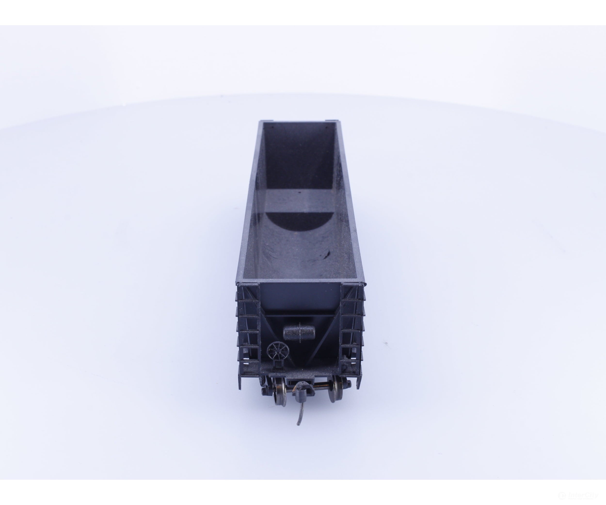 Roundhouse 1660 HO 50’ Bathtub Gondola #3 Undecorated - Freight Cars