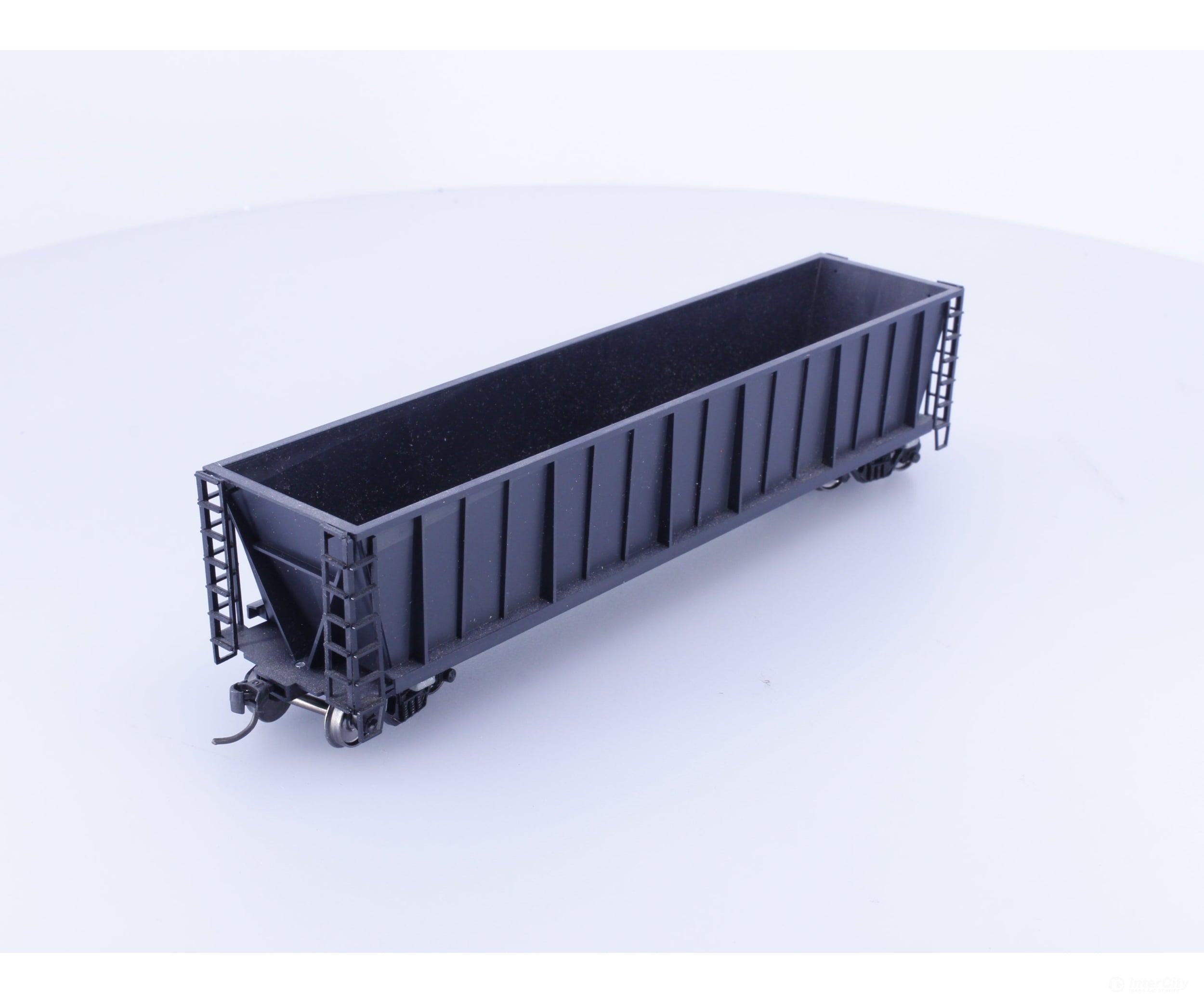 Roundhouse 1660 HO 50’ Bathtub Gondola #3 Undecorated - Freight Cars