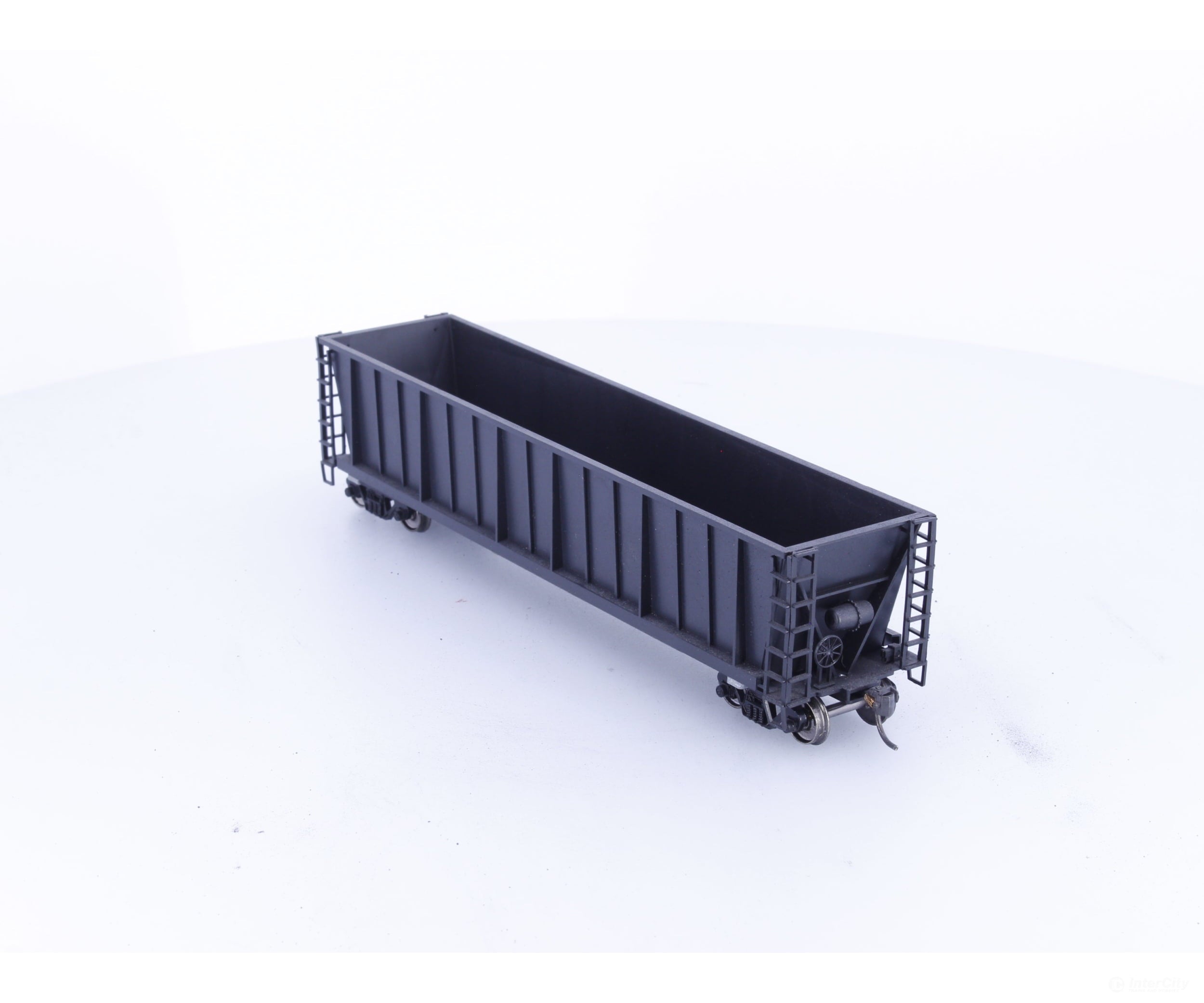Roundhouse 1660 HO 50’ Bathtub Gondola #37 Undecorated - Freight Cars