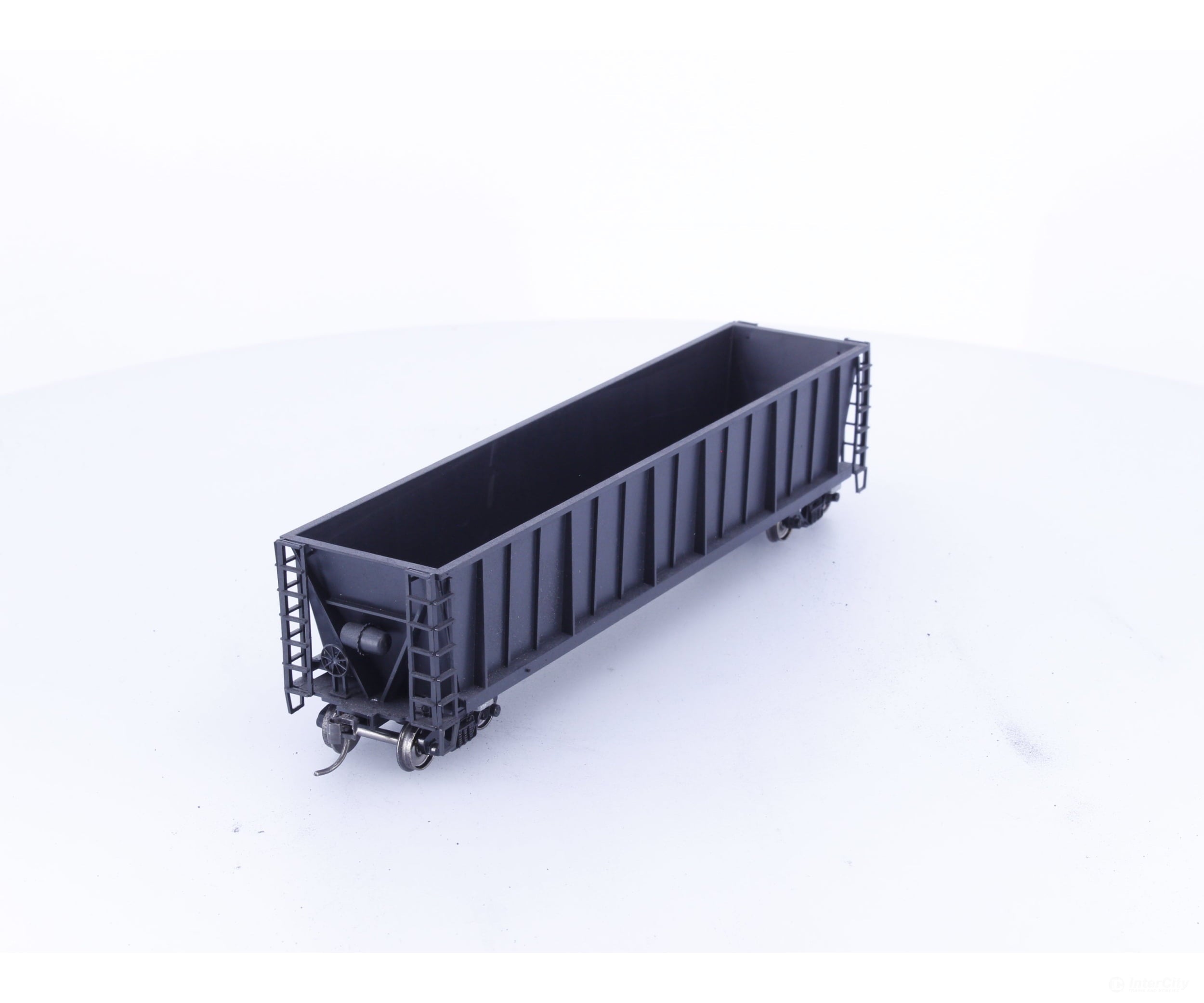 Roundhouse 1660 HO 50’ Bathtub Gondola #37 Undecorated - Freight Cars