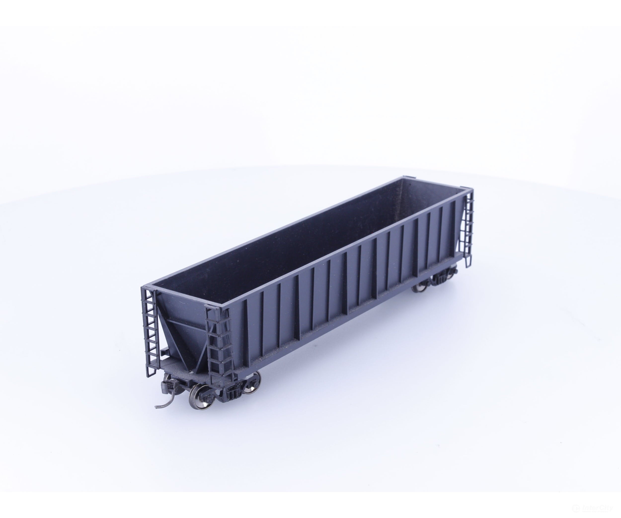 Roundhouse 1660 HO 50’ Bathtub Gondola #51 Undecorated - Freight Cars