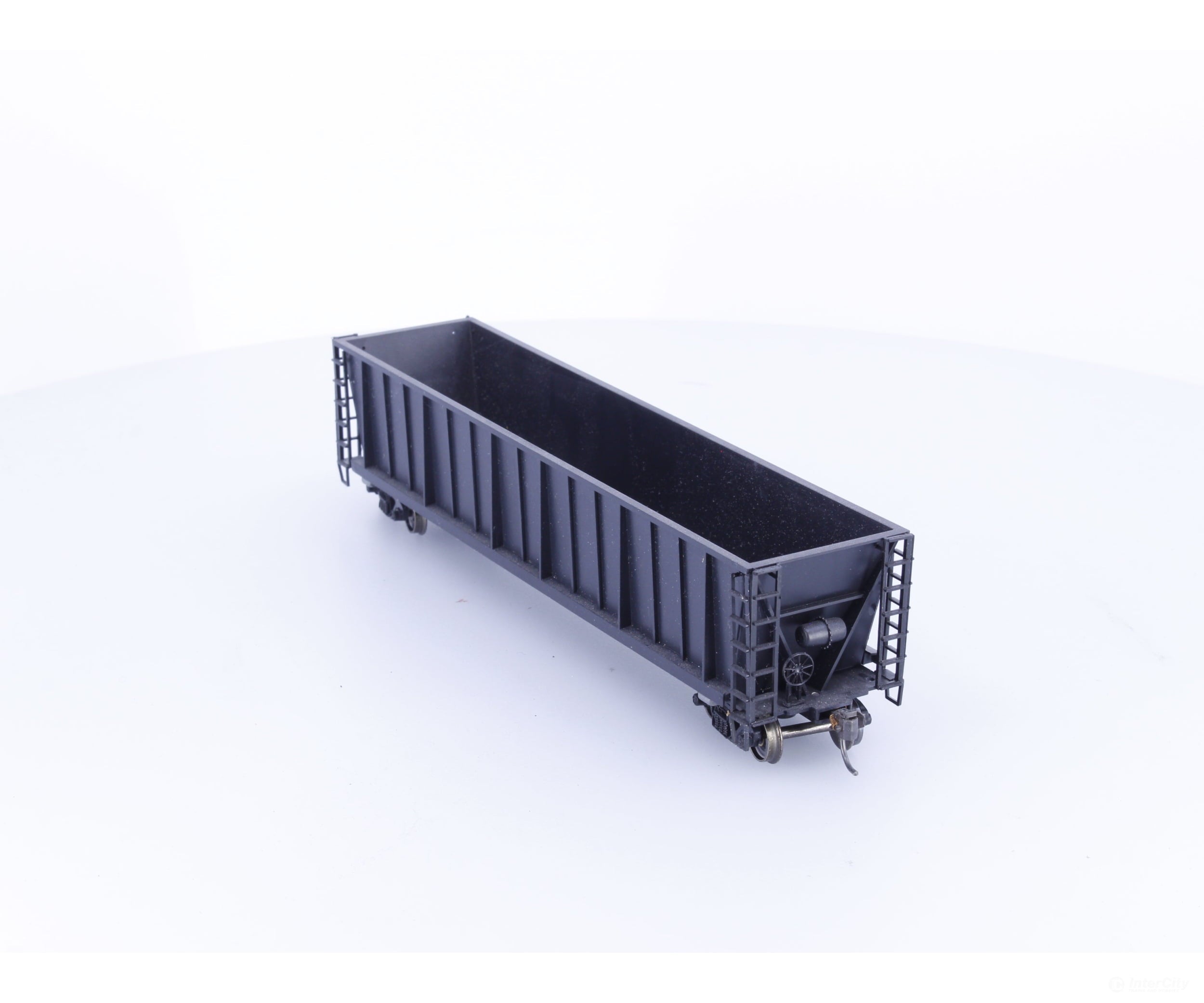 Roundhouse 1660 HO 50’ Bathtub Gondola #53 Undecorated - Freight Cars