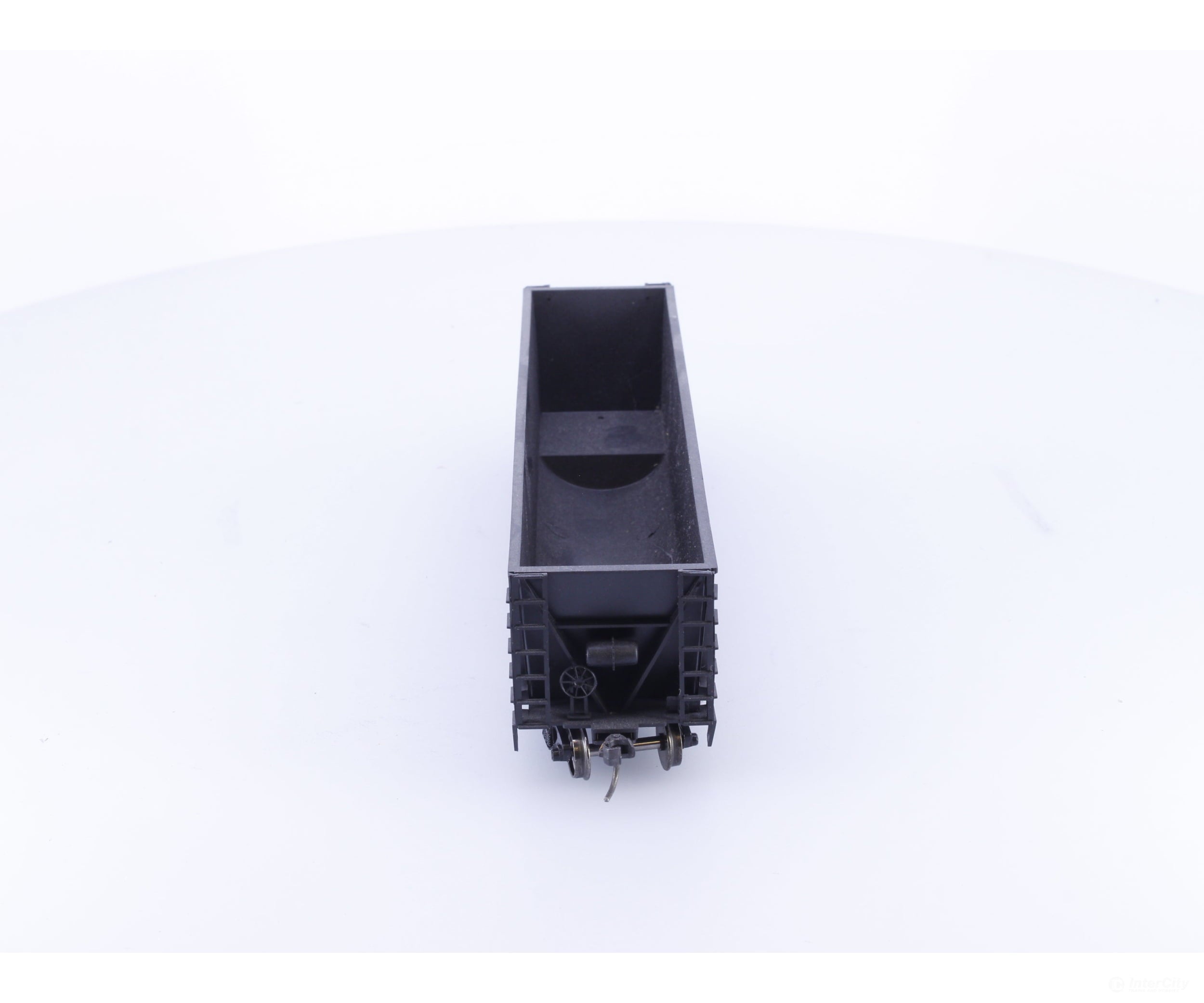 Roundhouse 1660 HO 50’ Bathtub Gondola #85 Undecorated - Freight Cars