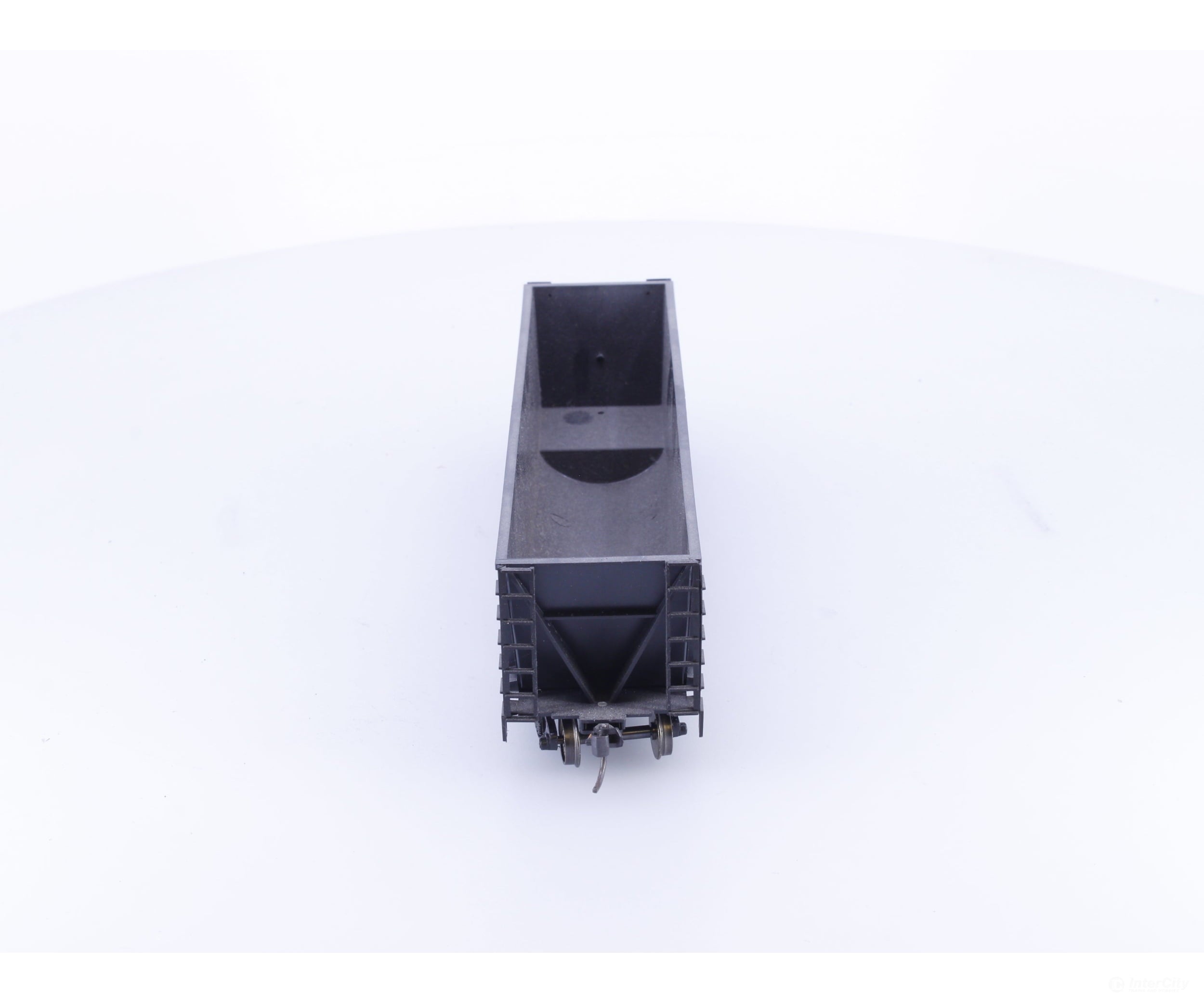 Roundhouse 1660 HO 50’ Bathtub Gondola #88 Undecorated - Freight Cars