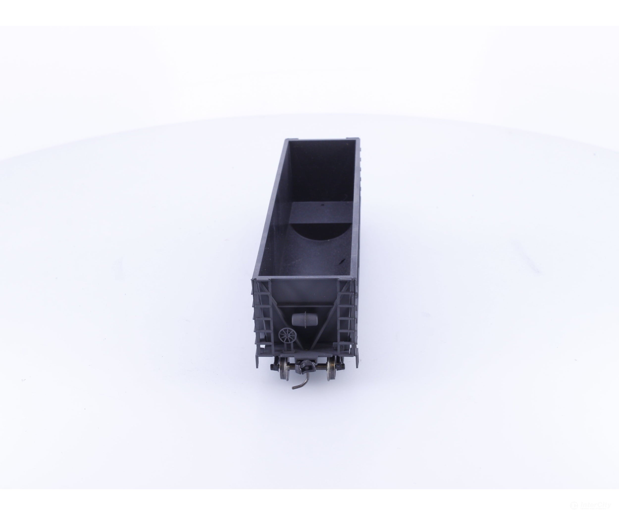 Roundhouse 1660 HO 50’ Bathtub Gondola #93 Undecorated - Freight Cars
