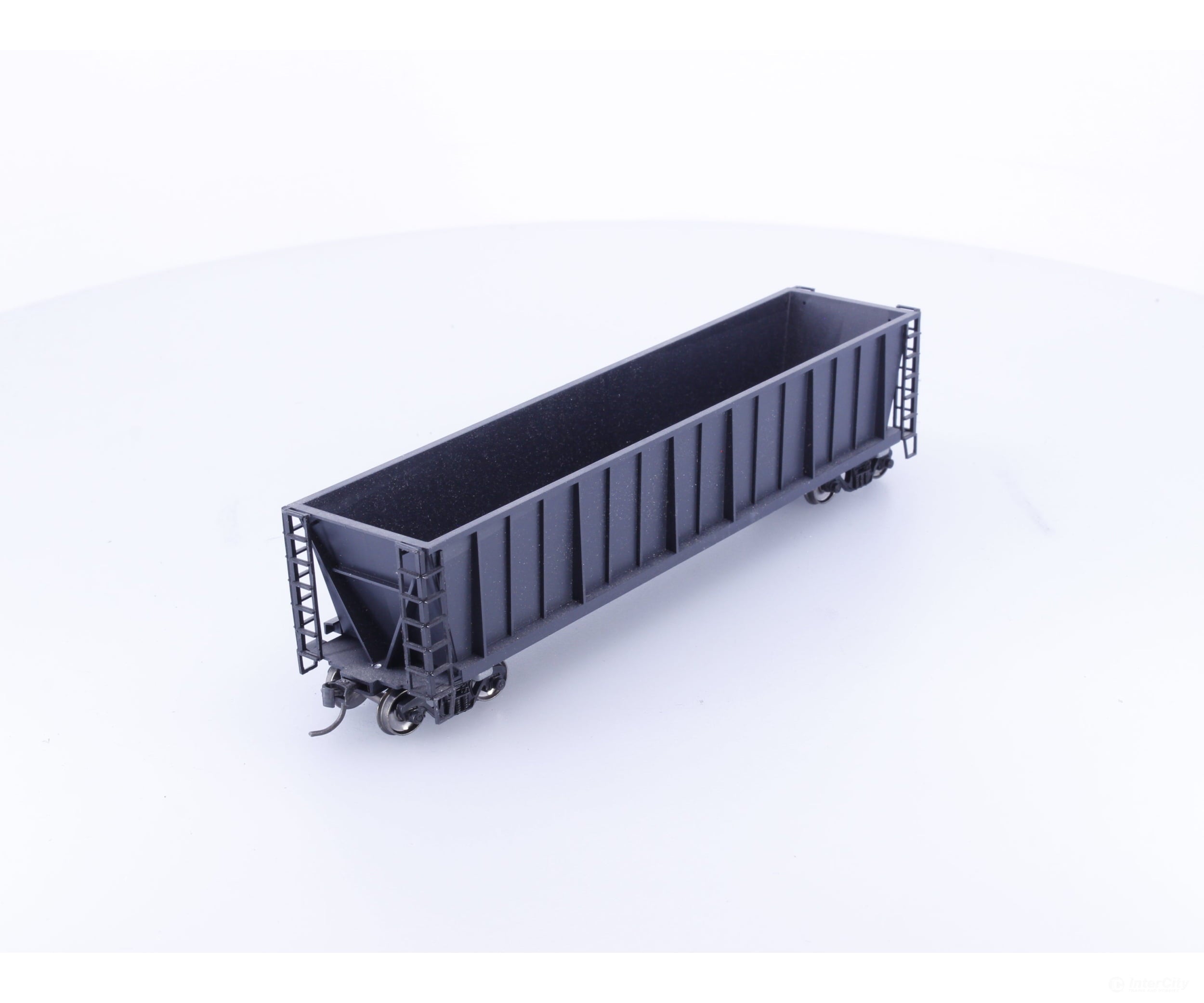 Roundhouse 1660 HO 50’ Bathtub Gondola #95 Undecorated - Freight Cars
