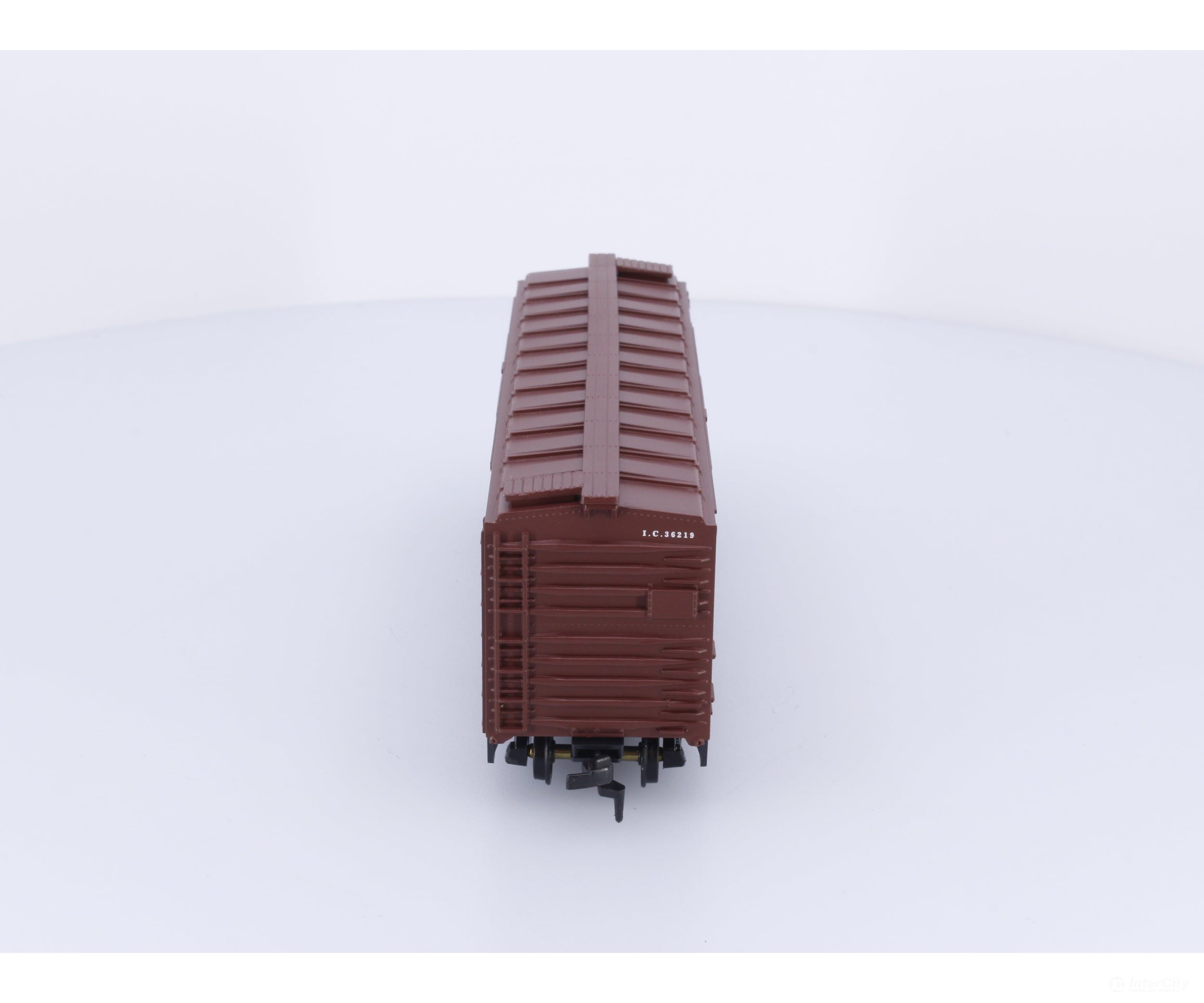 Roundhouse 20606 HO 40’ AAR Double Door Boxcar Illinois Central (IC) 36219 Freight Cars