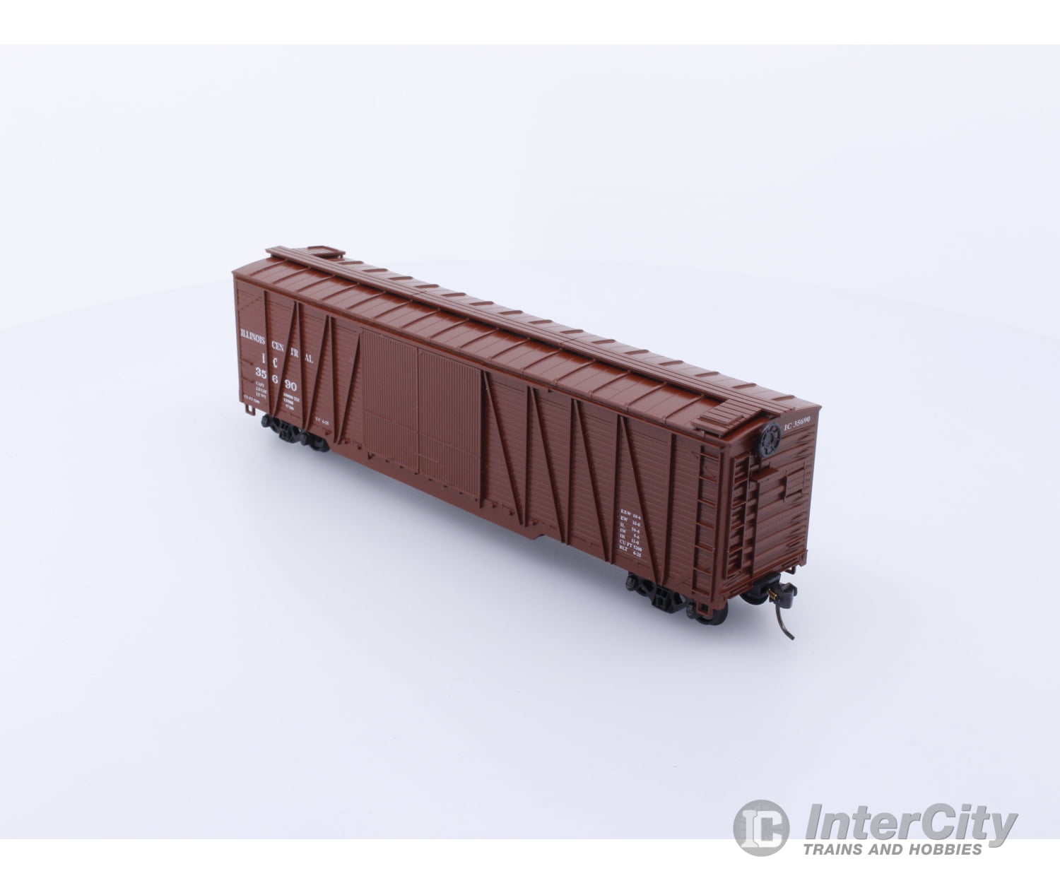 Roundhouse 2118 HO 50’ Box Car Illinois Central (IC) 35690 Freight Cars