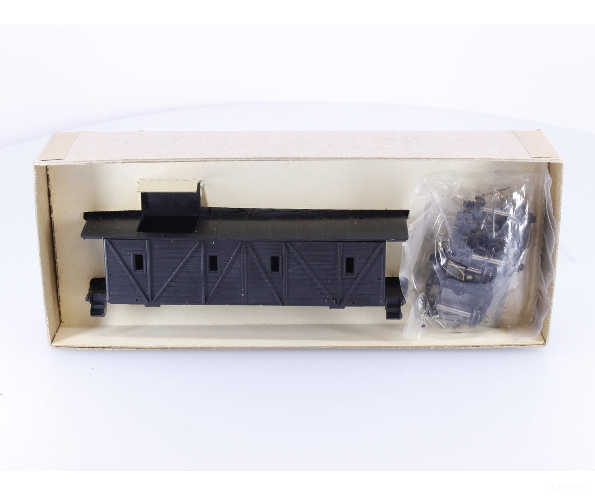 Roundhouse 3460 HO Caboose Old Timer Kit - Freight Cars