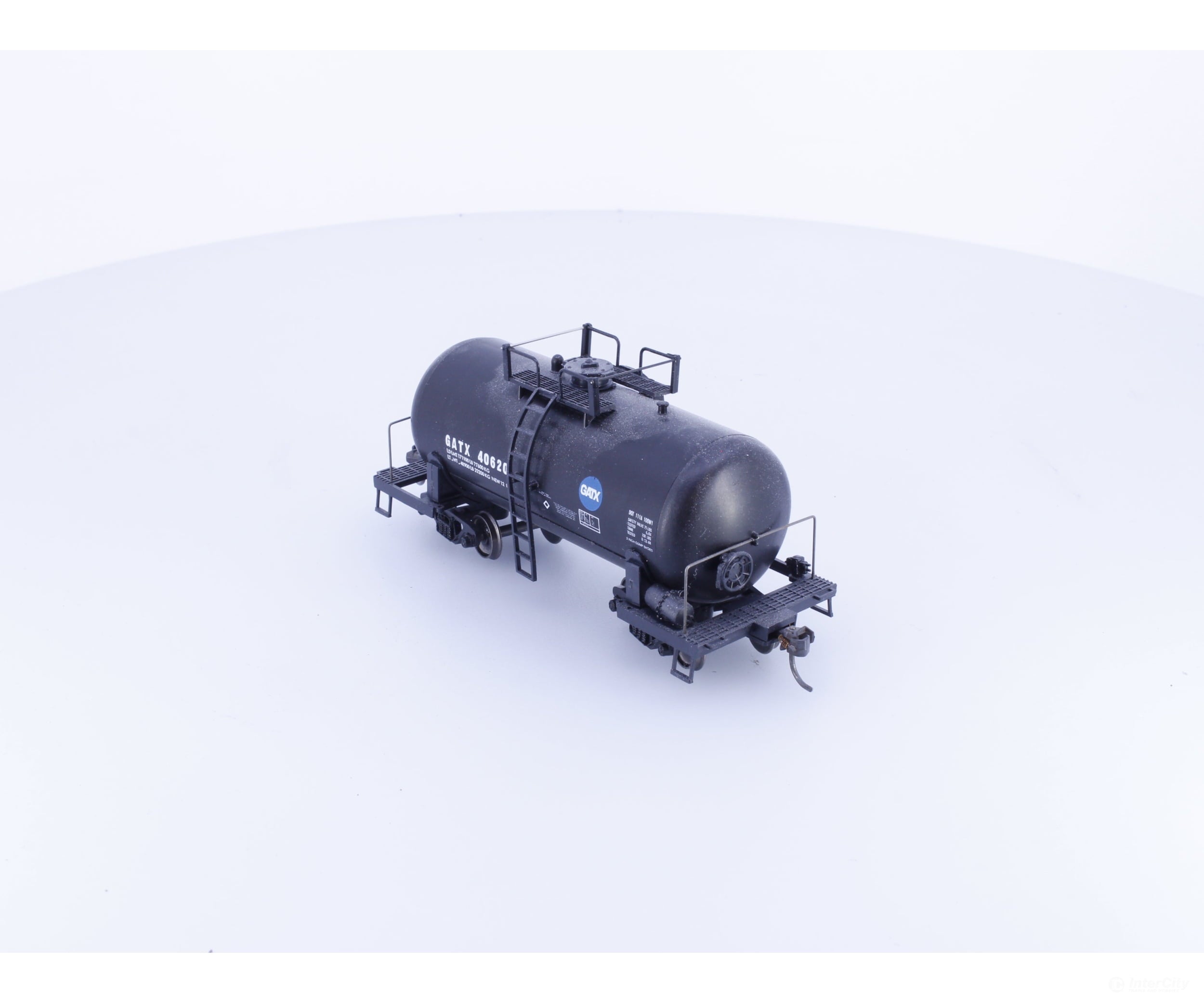 Roundhouse 40620 HO Shorty Tank Car GATX Corporation (GATX) 40620 - Freight Cars