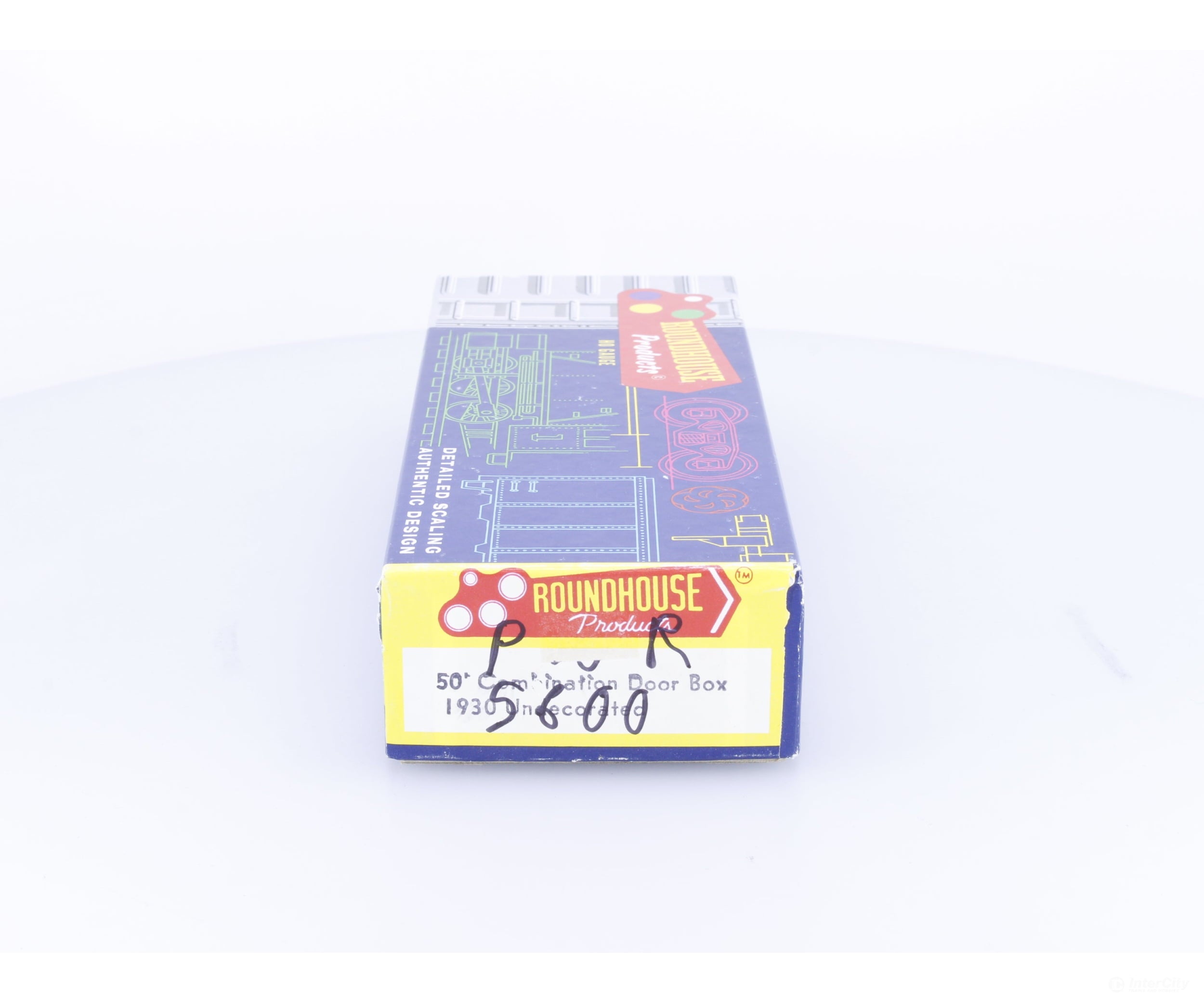 Roundhouse 5601 HO 50β Combination Door Box Car Undecorated 5601 - Freight Cars