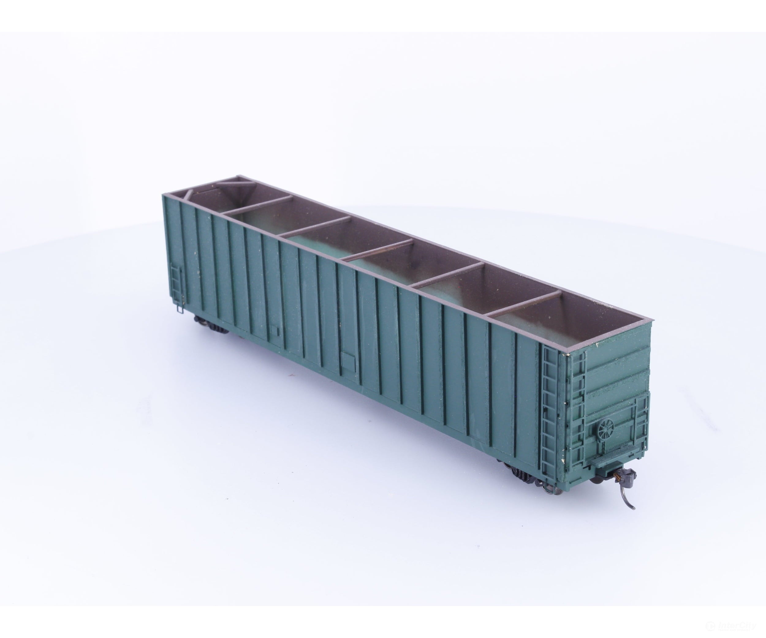 Roundhouse 60WC HO 60’ Woodchip Gondola Undecorated - Freight Cars