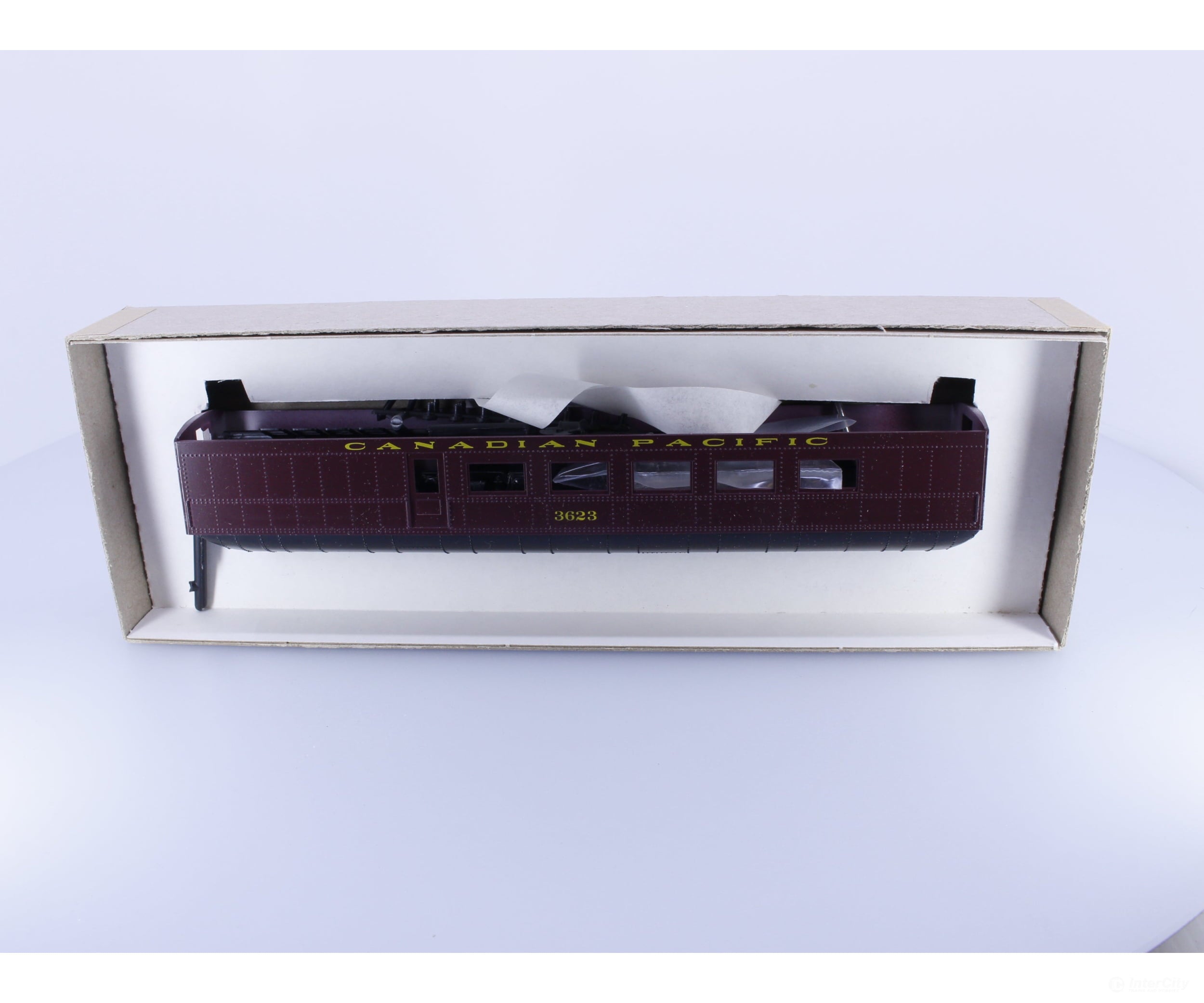 Roundhouse 6157 HO Harriman Style Diner - Passenger Cars