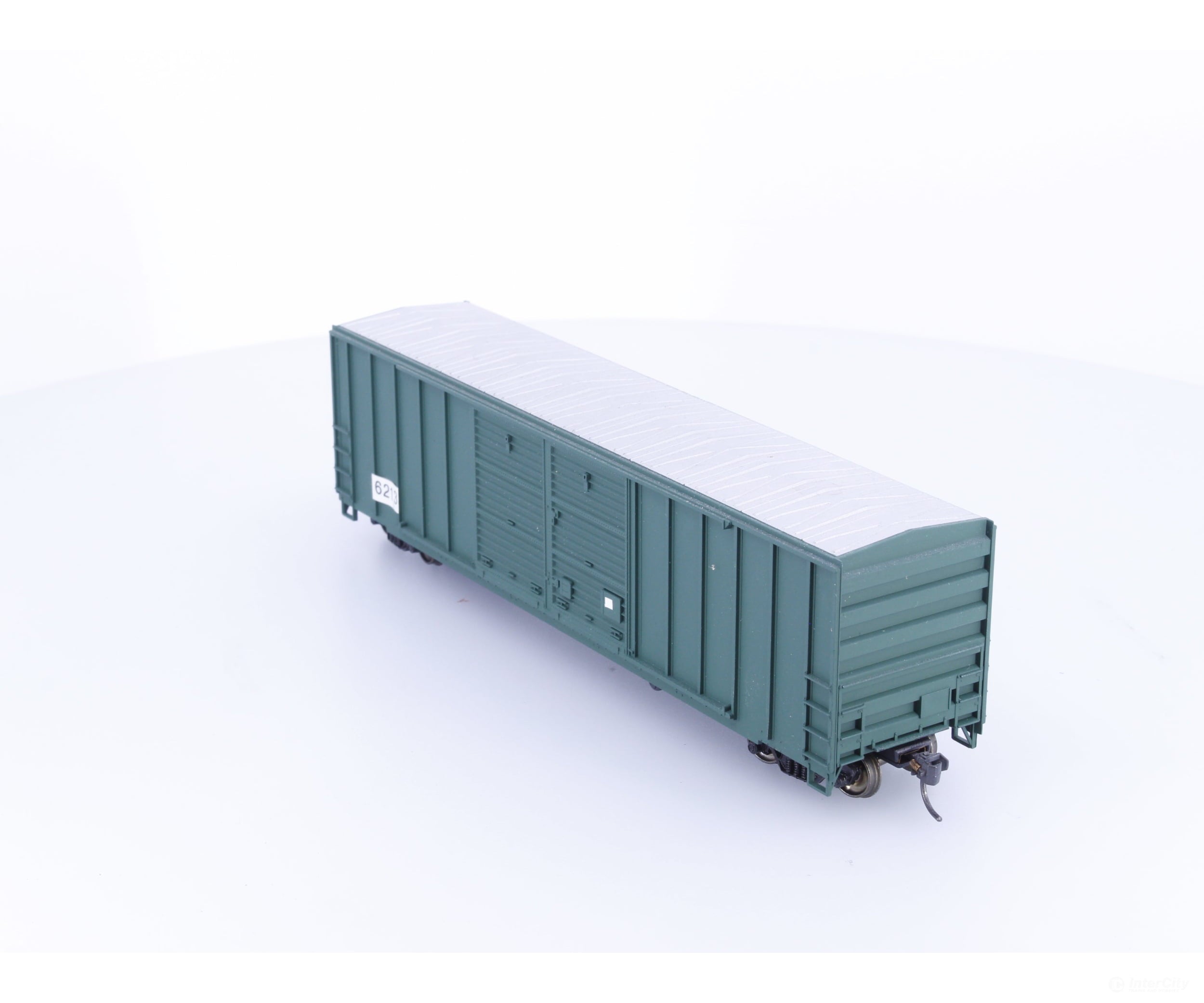 Roundhouse 6213 HO 50’ Double Door Boxcar Undecorated 6213 - Freight Cars