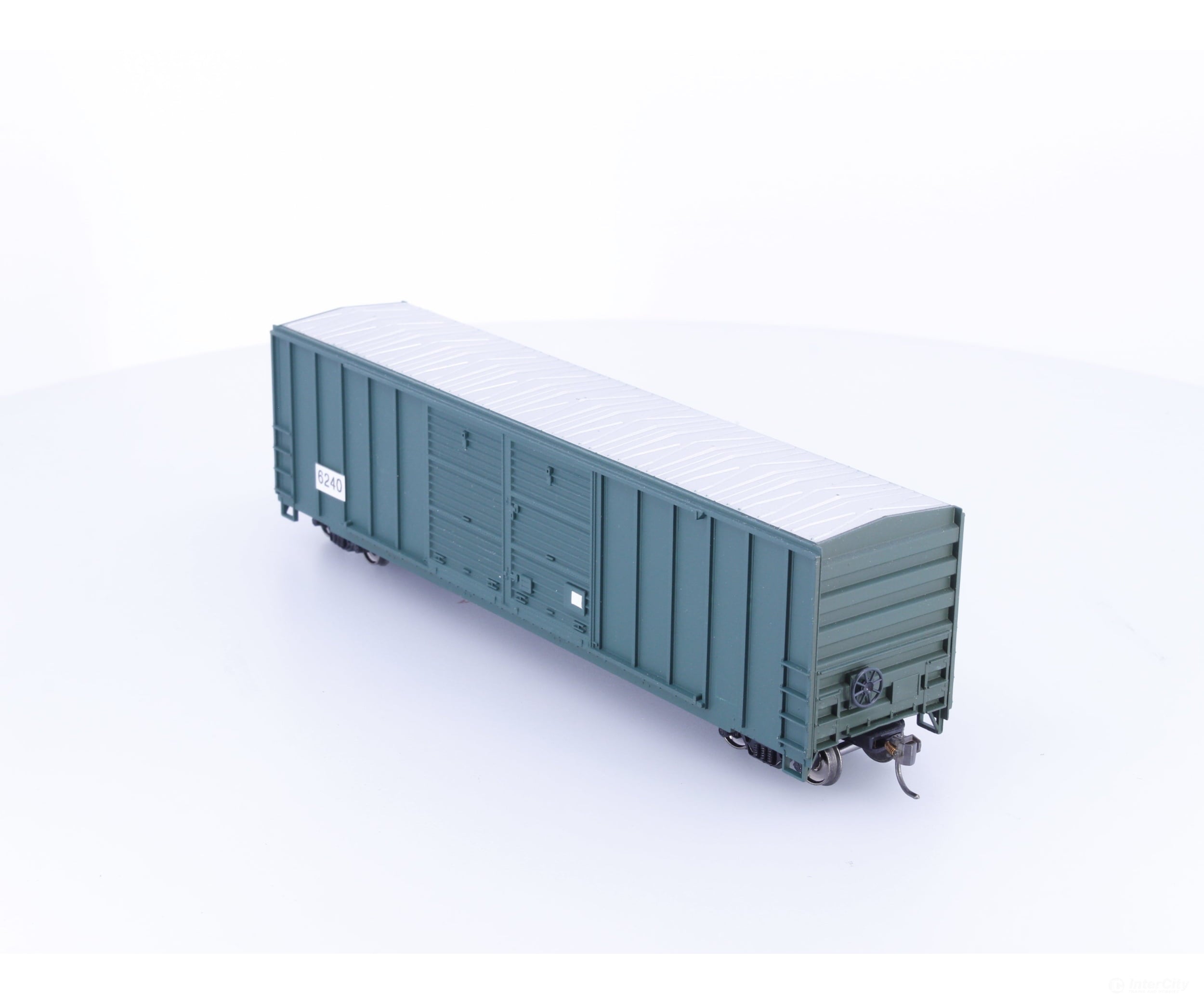 Roundhouse 6240 HO 50’ Double Door Boxcar Undecorated 6240 - Freight Cars