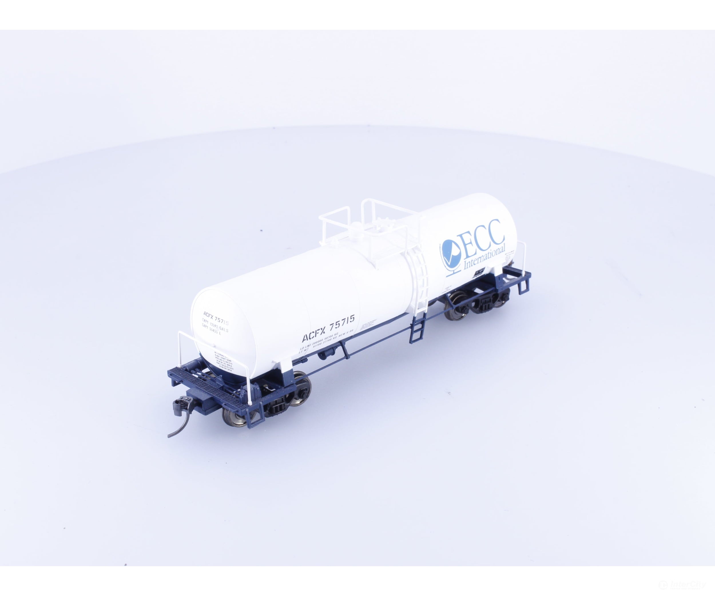 Roundhouse 75715 HO 50’ Tank Car American Car and Foundry (ACF/ACFX) 75715 - Freight Cars