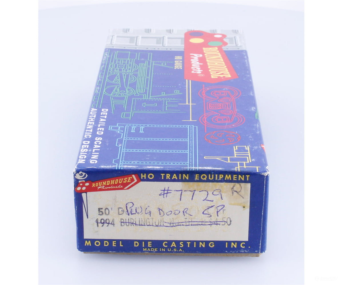 Roundhouse 7729 HO 50’ Plug Door Box Car Kit Southern Pacific (SP) 675056 - Freight Cars