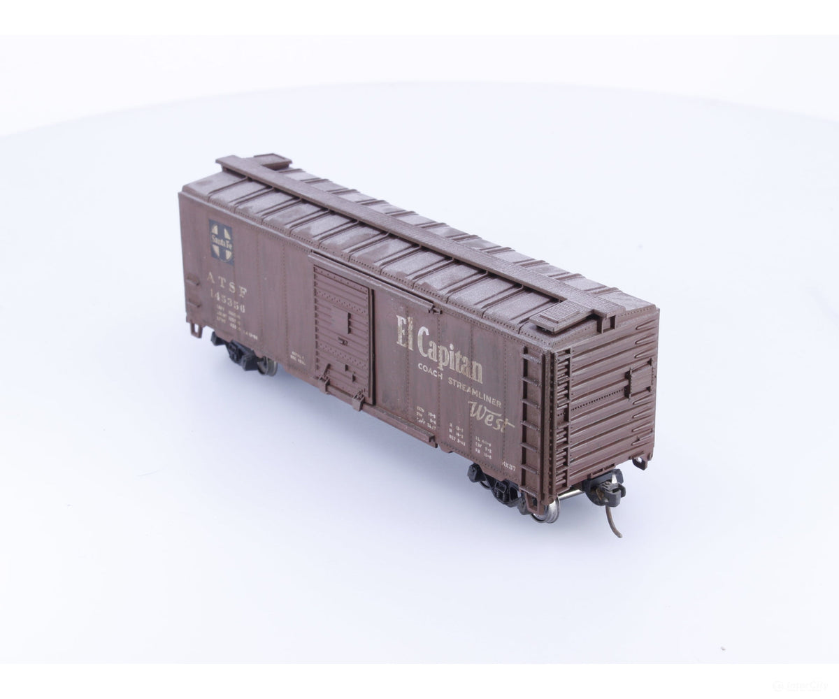 Roundhouse ATSF40 HO 40’ Box Car Weathered Atchison Topeka and Santa Fe (ATSF) 145356 - Freight Cars