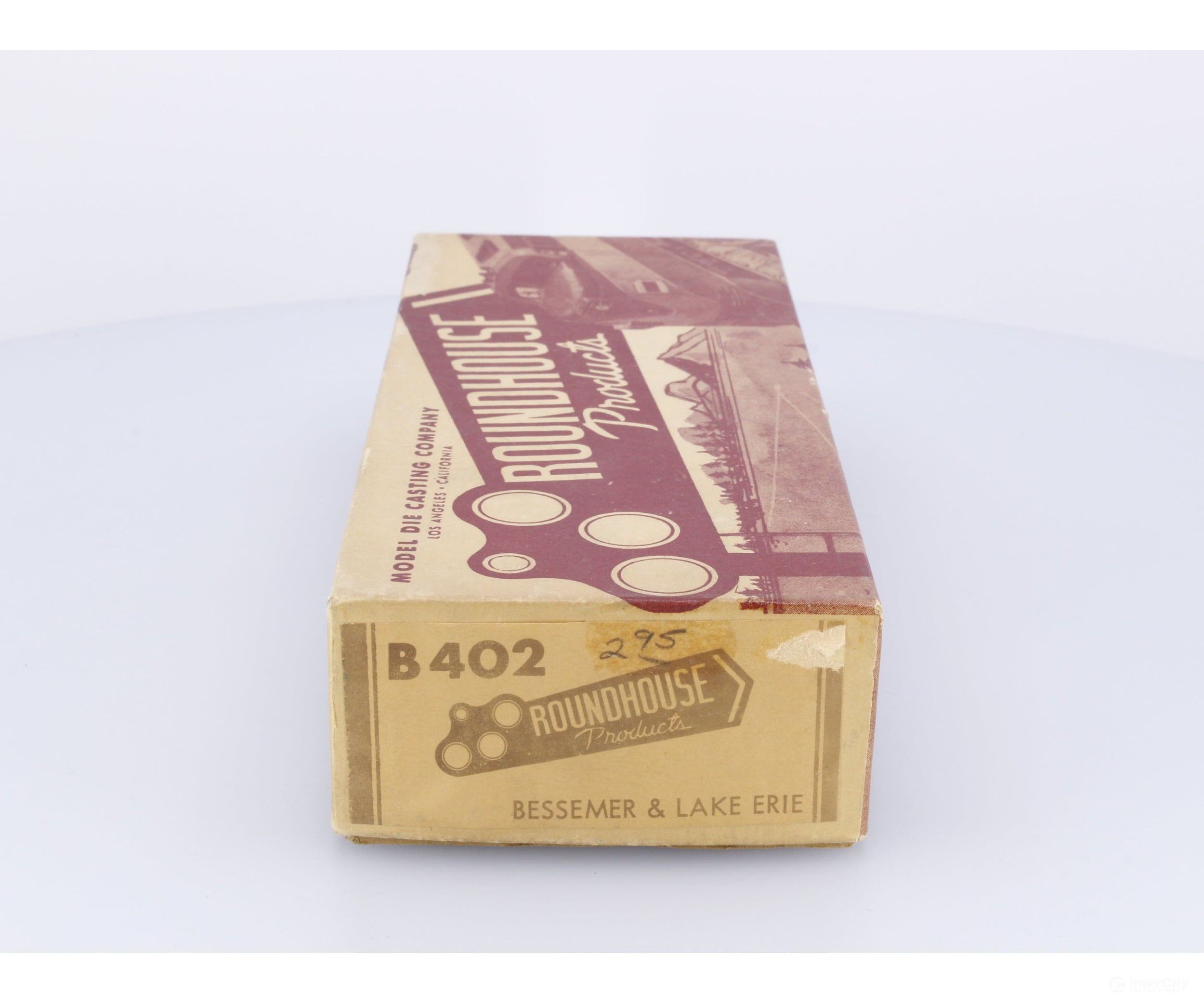 Roundhouse B402 HO 40’ Box Car Kit Bessemer & Lake Erie Freight Cars
