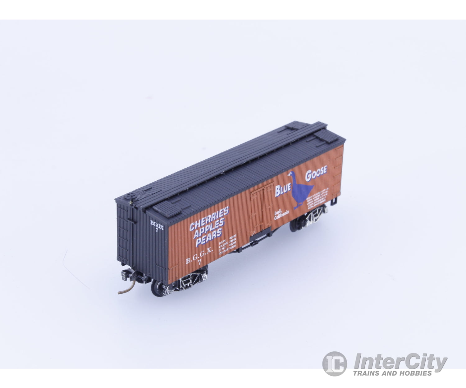 Roundhouse BGGX7 N 36’ Boxcar Cherries Apples Pears Blue Goose (BGGX) 7 Freight Cars