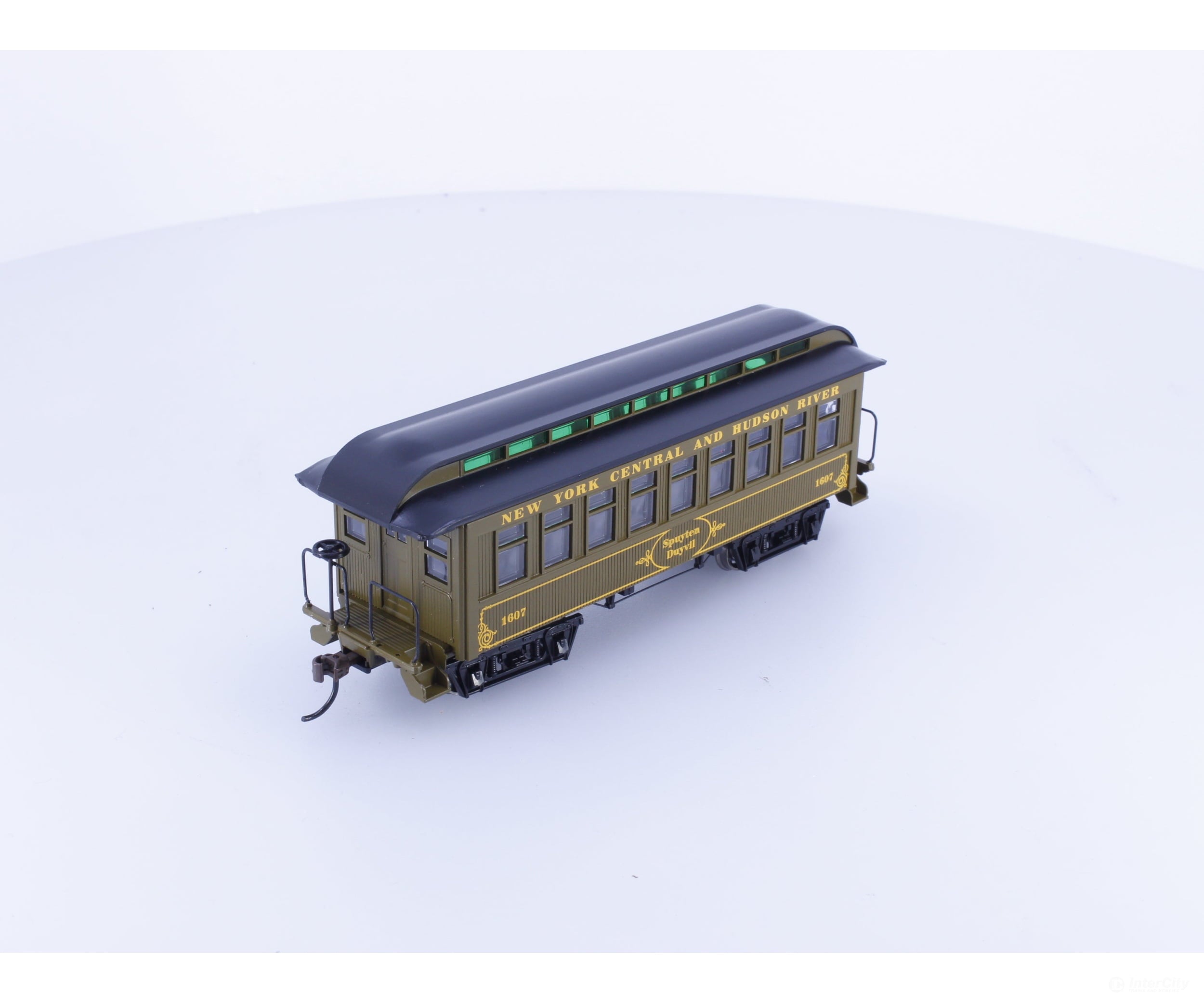 Roundhouse RND16375 HO Overton Coach New York Central (NYC) Spuyten Duyvil 1607 - Passenger Cars