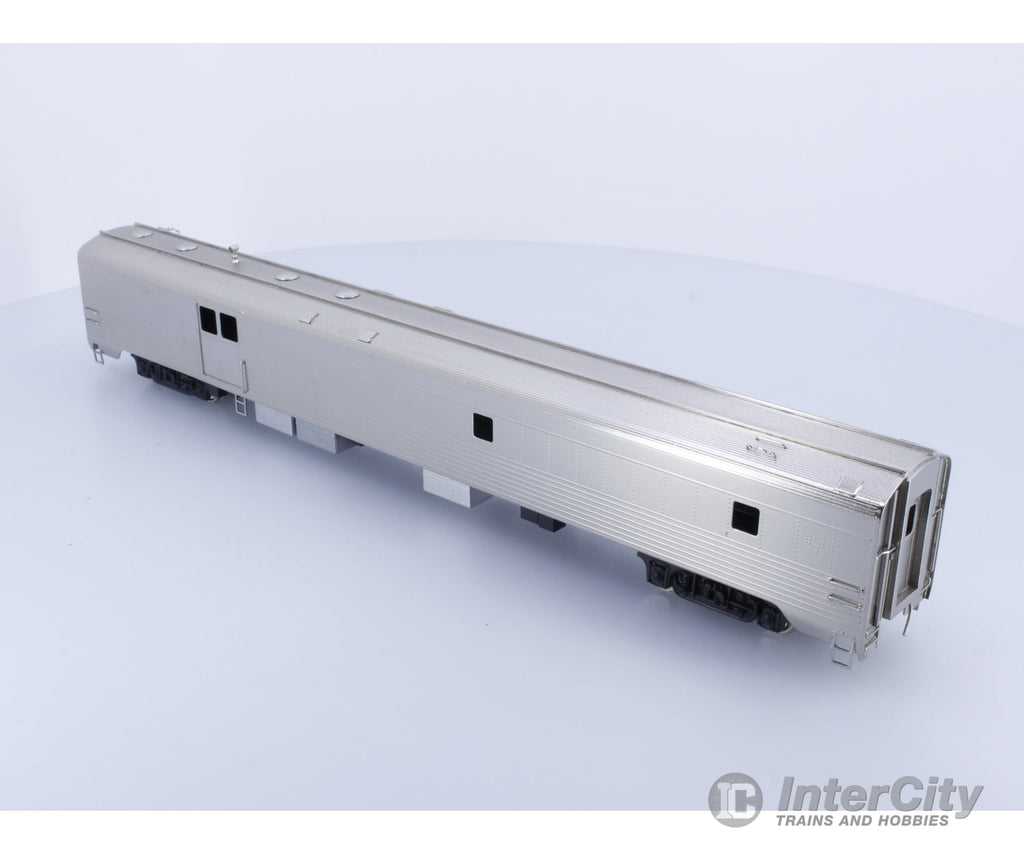 S. Soho Brass 2201 Ho Baggage-Dorm Canadian Pacific (Cp) Passenger Cars