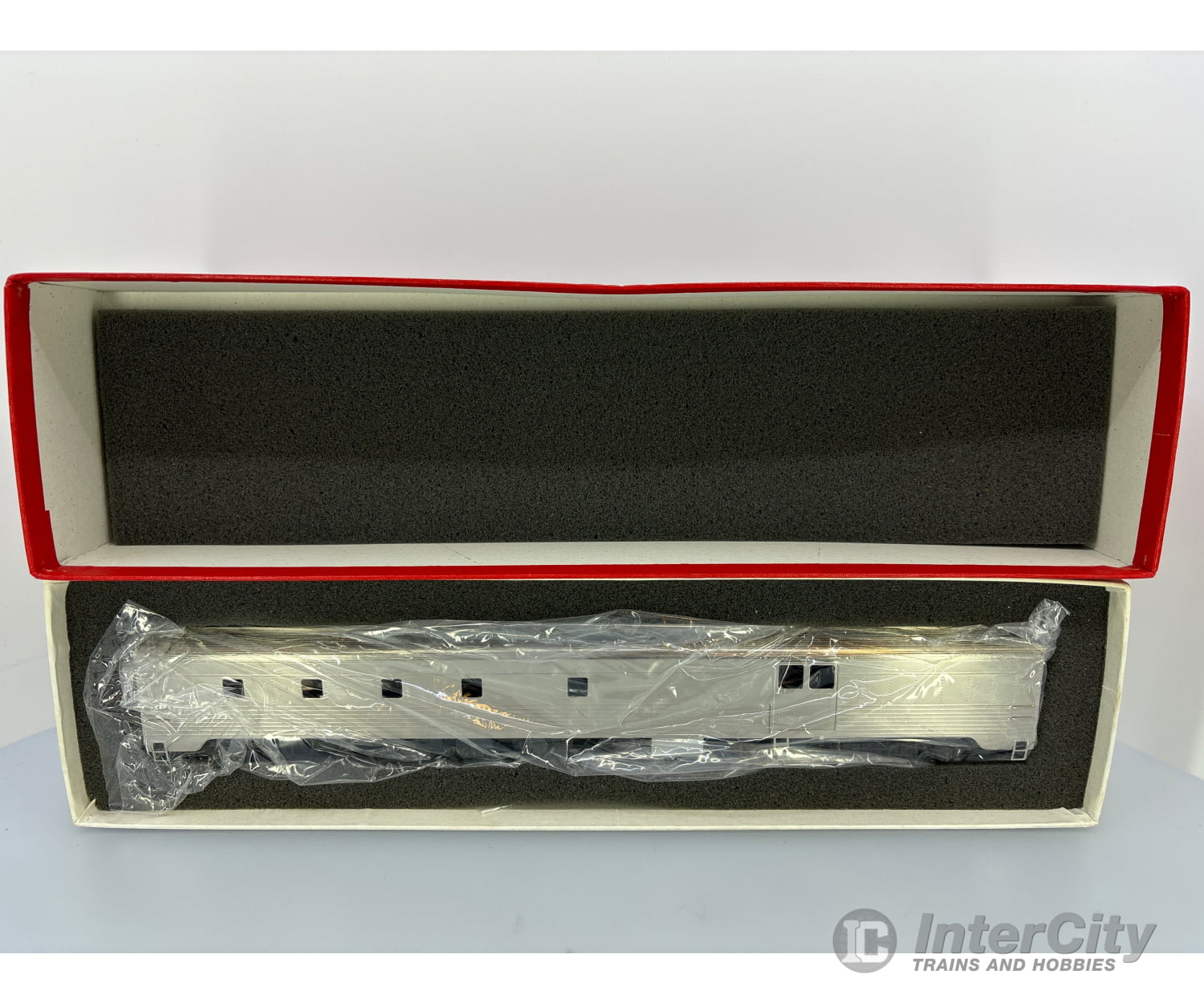 S. Soho Brass 2201 Ho Baggage-Dorm Canadian Pacific (Cp) Passenger Cars