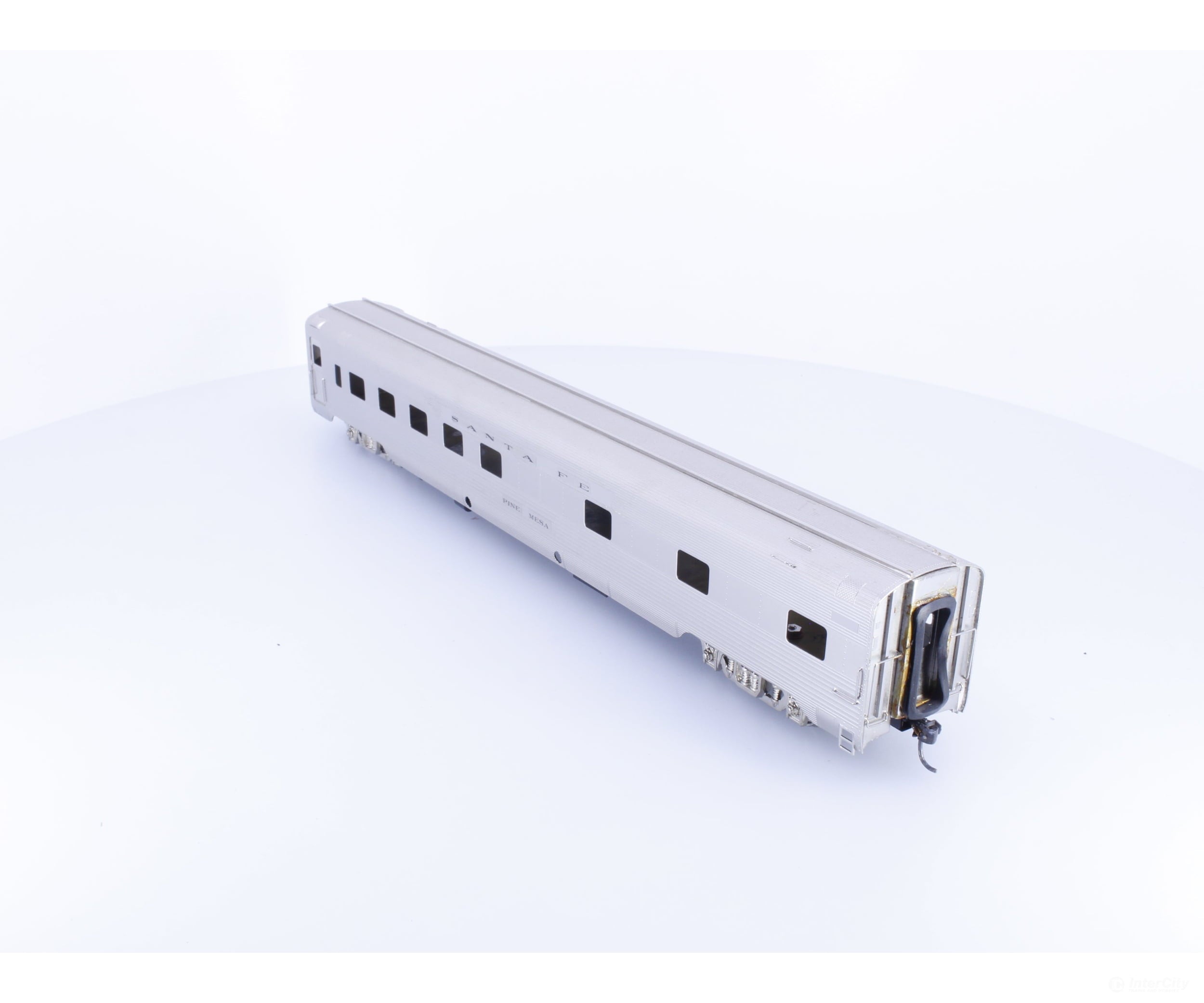 S.Soho Co. HO Santa Fe - Pine Series Sleeper (KH-011) - Passenger Cars