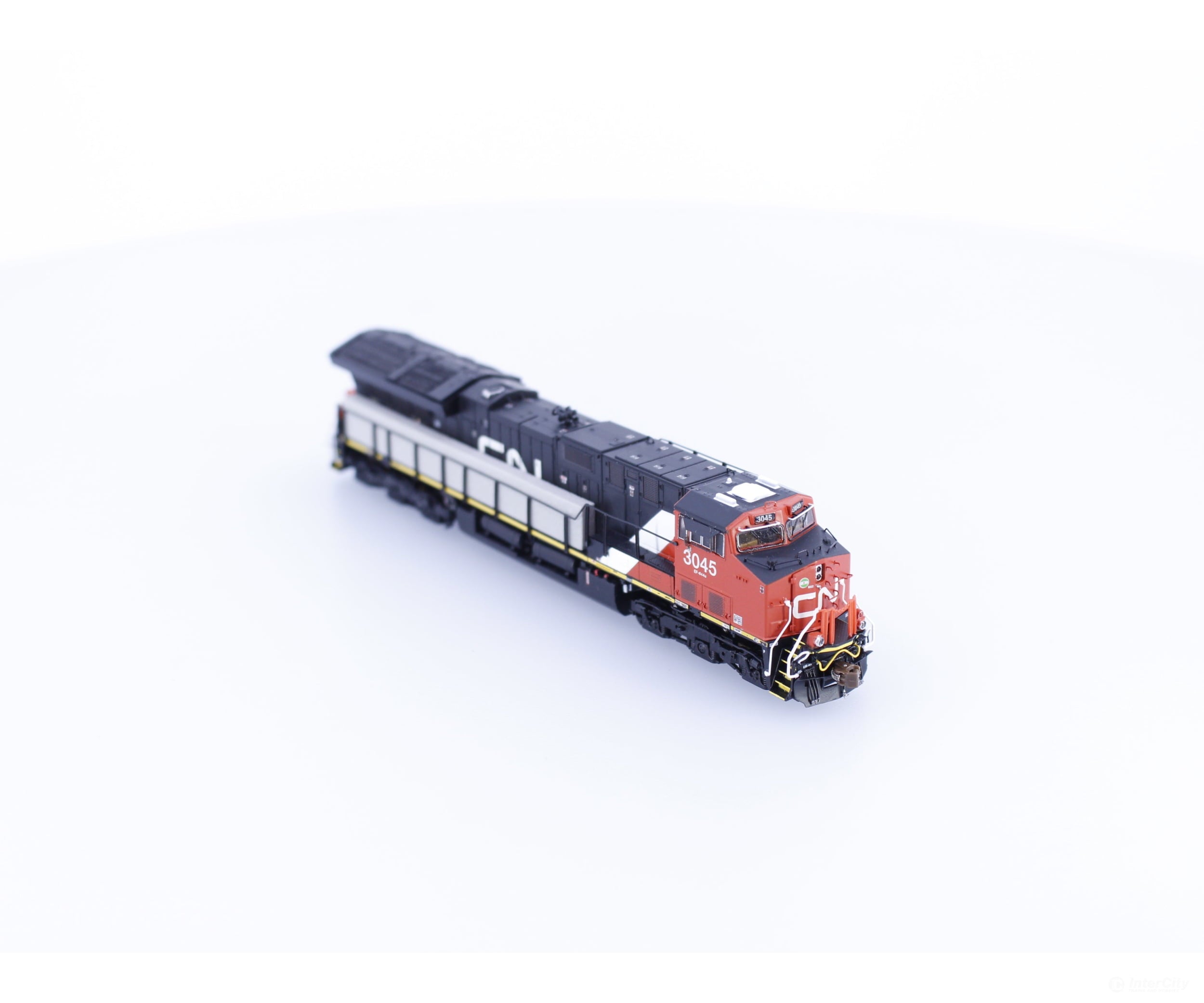ScaleTrains SXT30620 N GE Tier 4 GEVO ET44AC (2016 Production) Canadian National (CN) 3045 DCC & Sound Locomotives