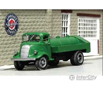 SYLVAN SCALE MODELS V370 1937 Studebaker Gasoline Tank Truck - Resin Kit -- Unpainted Resin Castings Cars & Trucks