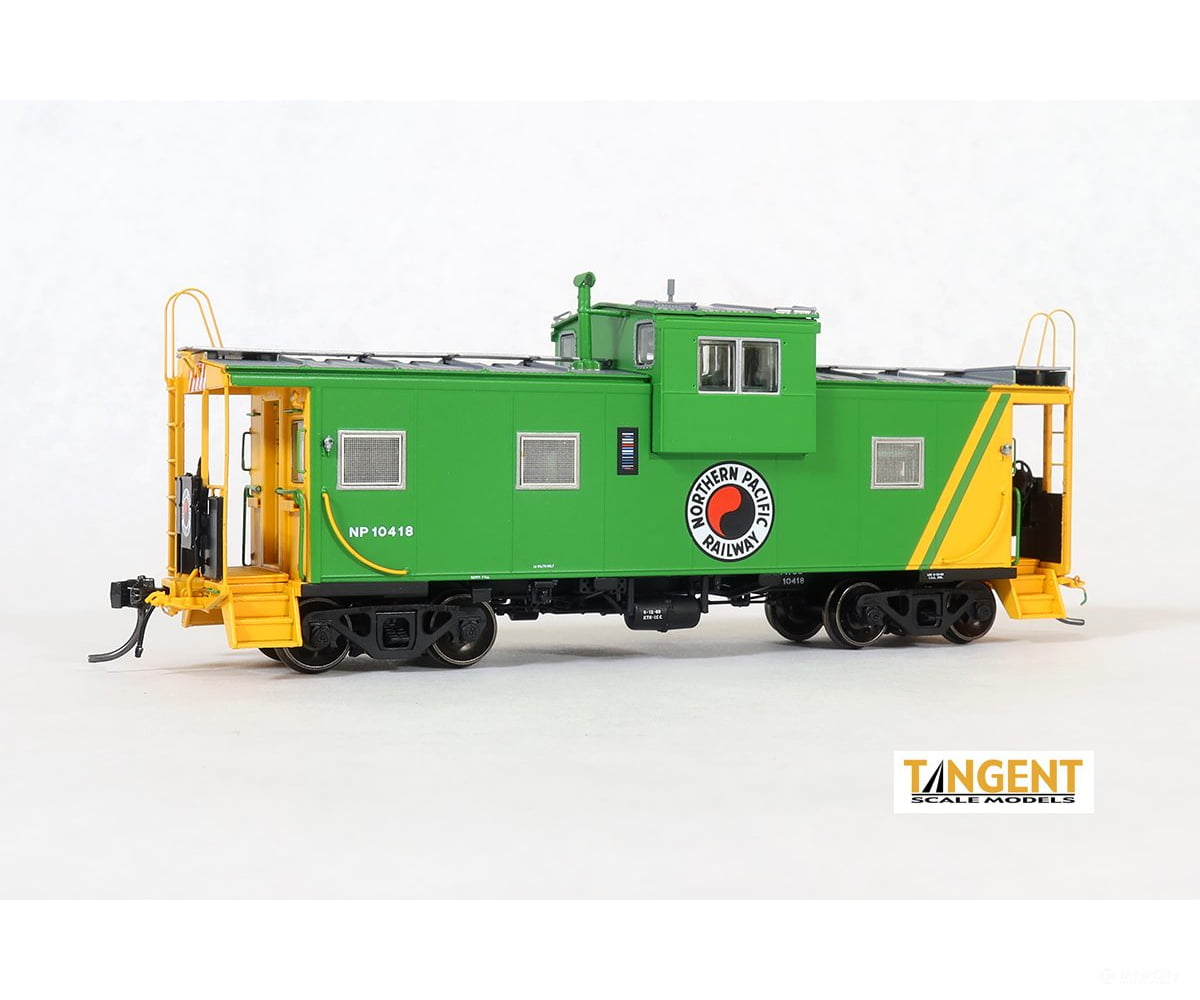 Tangent HO 60310-03 Northern Pacific (NP) ’Delivery 1969’’ w/ Pyle Lanterns NP International Wide-vision Caboose