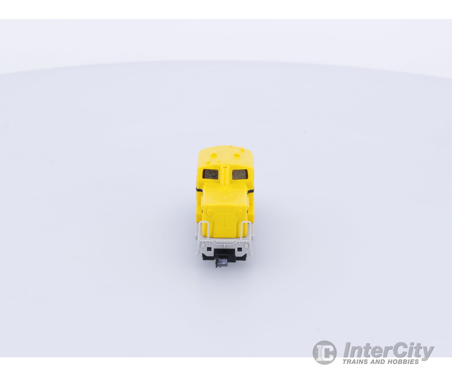 Tomix 2022 N Japanese Multi-purpose Diesel Locomotive (Yellow) Analog DC Locomotives