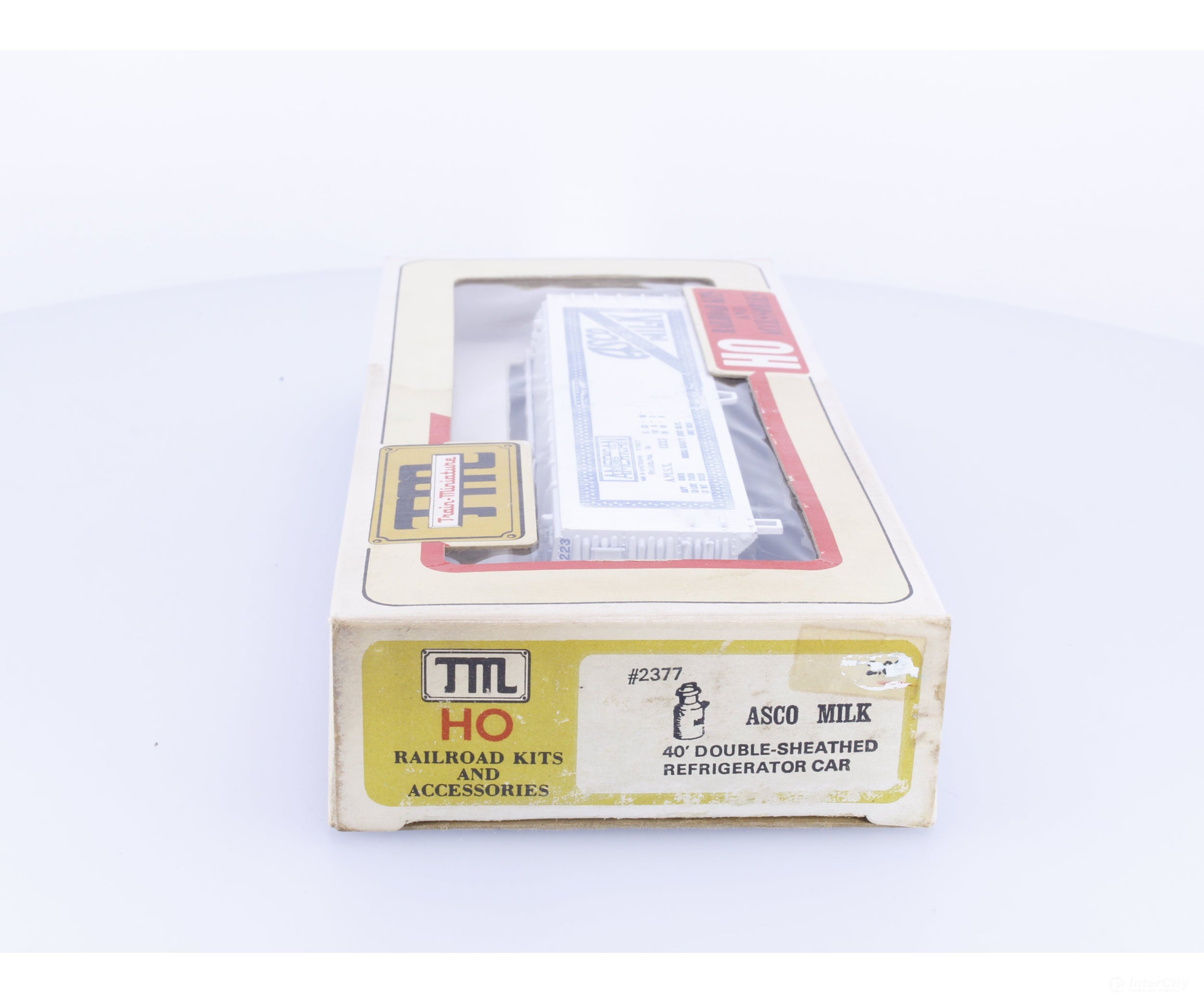 Train Miniature 2377 HO 40’ Single Door Boxcar Asco Milk (AMSX) 1223 - Freight Cars